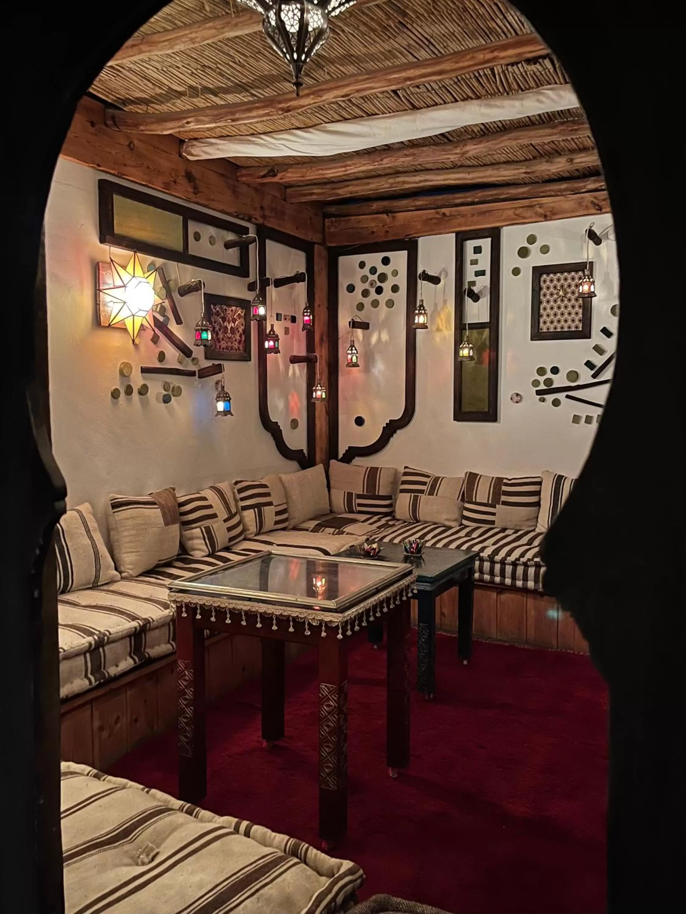 Balcony/Terrace, Restaurant/Places to Eat in Riad Al Ibtikar