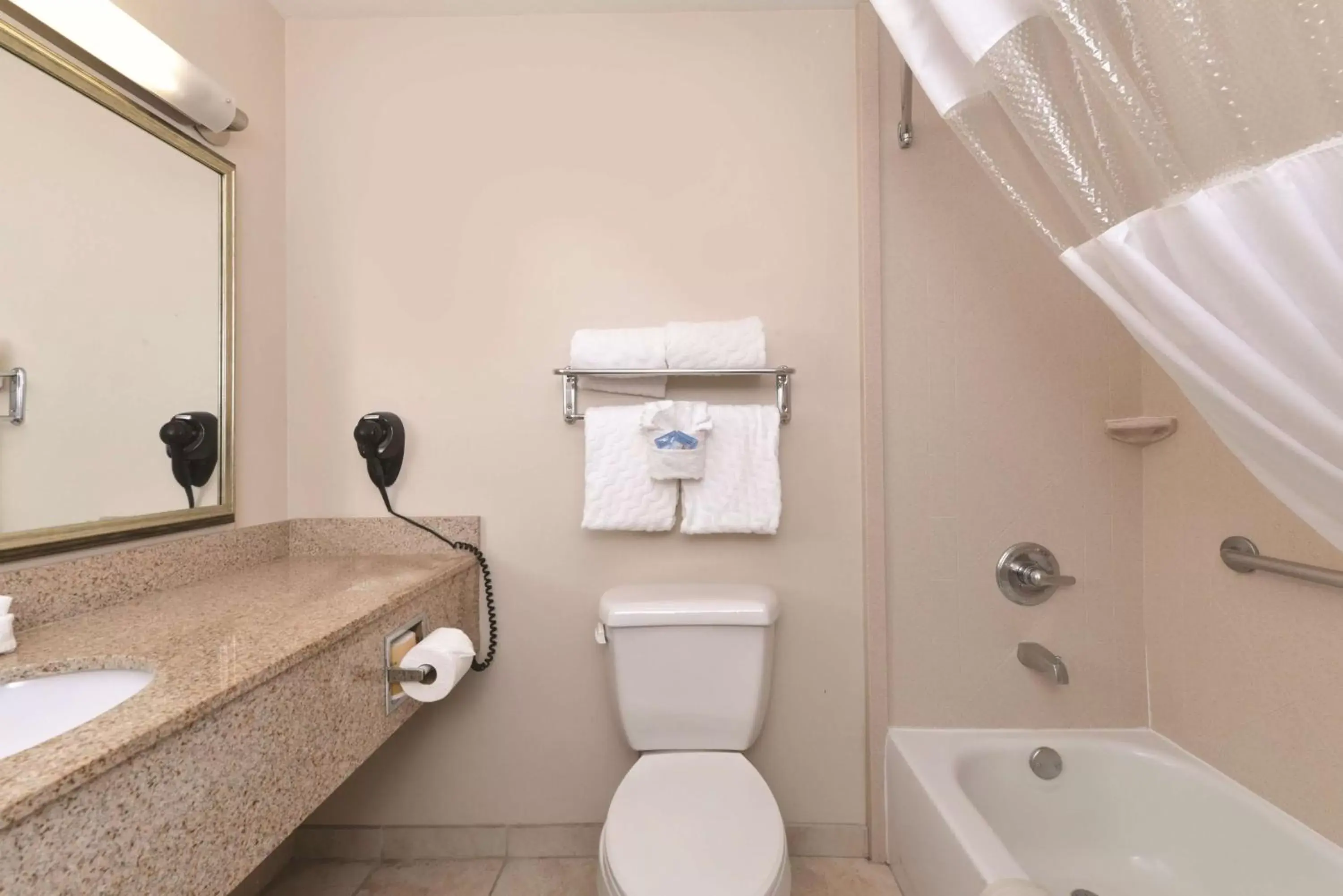 Photo of the whole room, Bathroom in La Quinta by Wyndham Ruidoso Downs