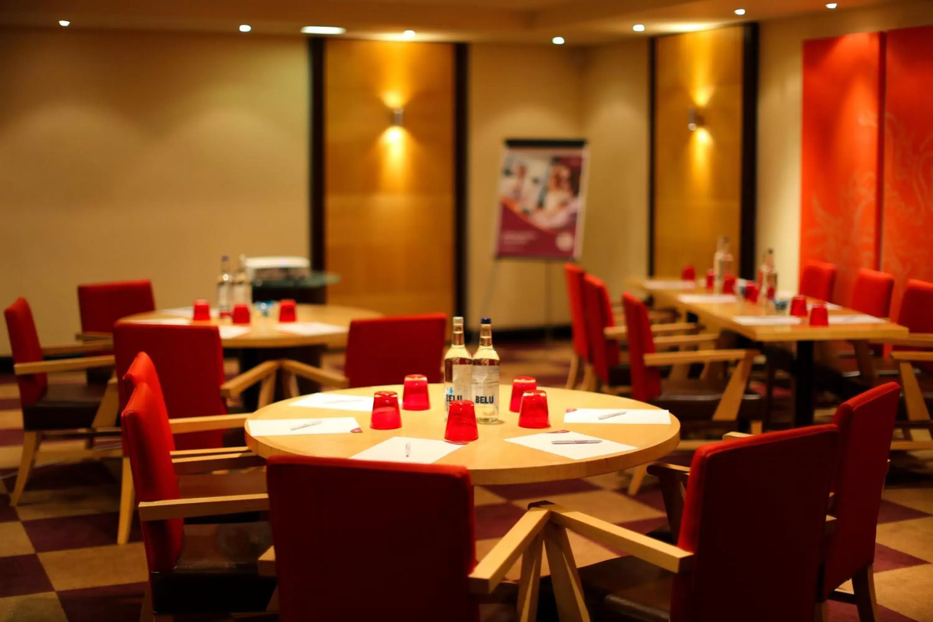 Meeting/conference room, Restaurant/Places to Eat in Crowne Plaza Manchester Airport