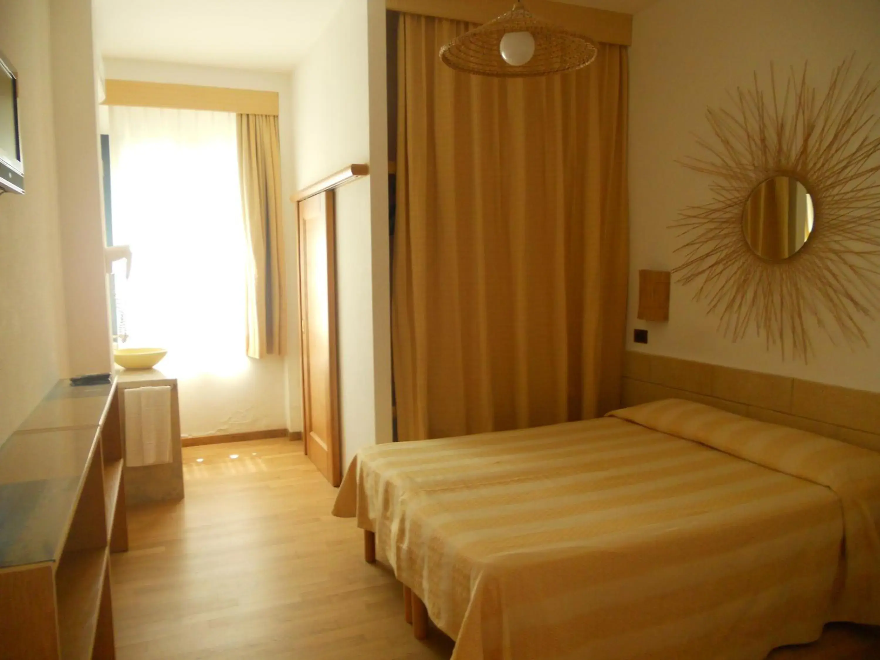 Economy Double Room - Single Use in Hotel Terminal - Caroli Hotels