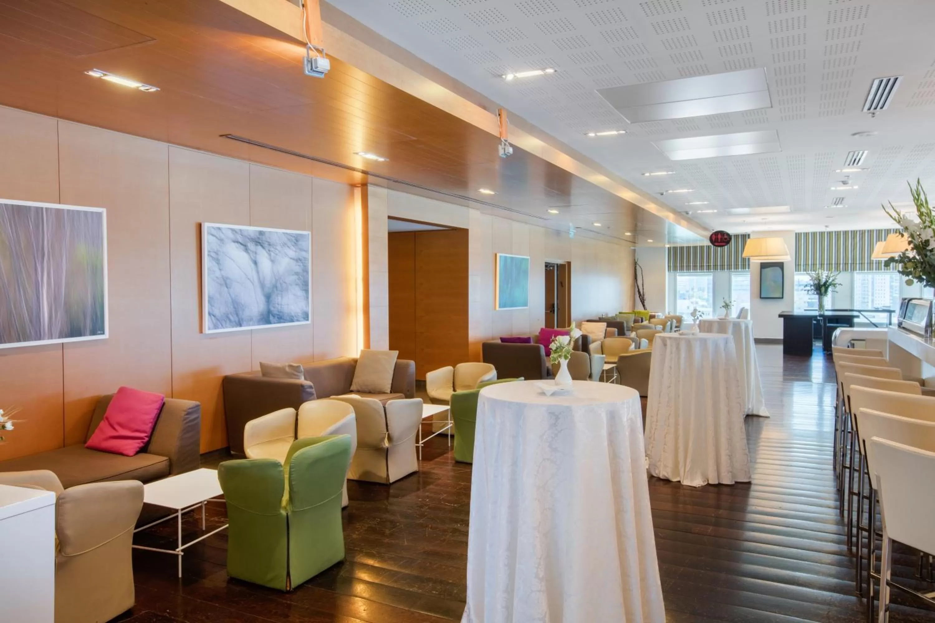 Meeting/conference room in Crowne Plaza Tel Aviv City Center by IHG