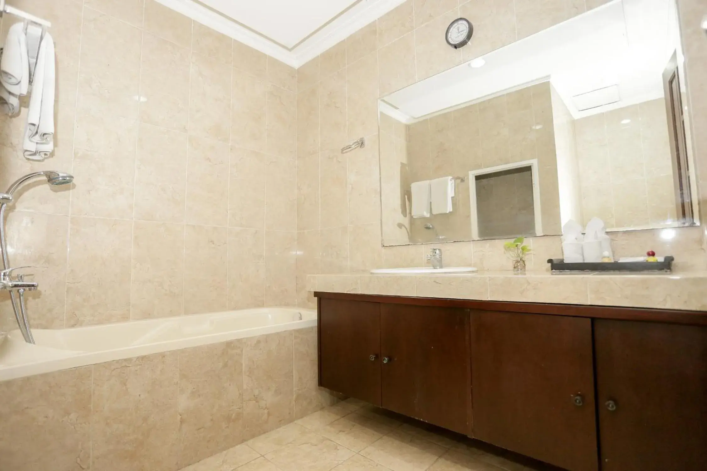 Bathroom in Ubud Hotel and Cottages