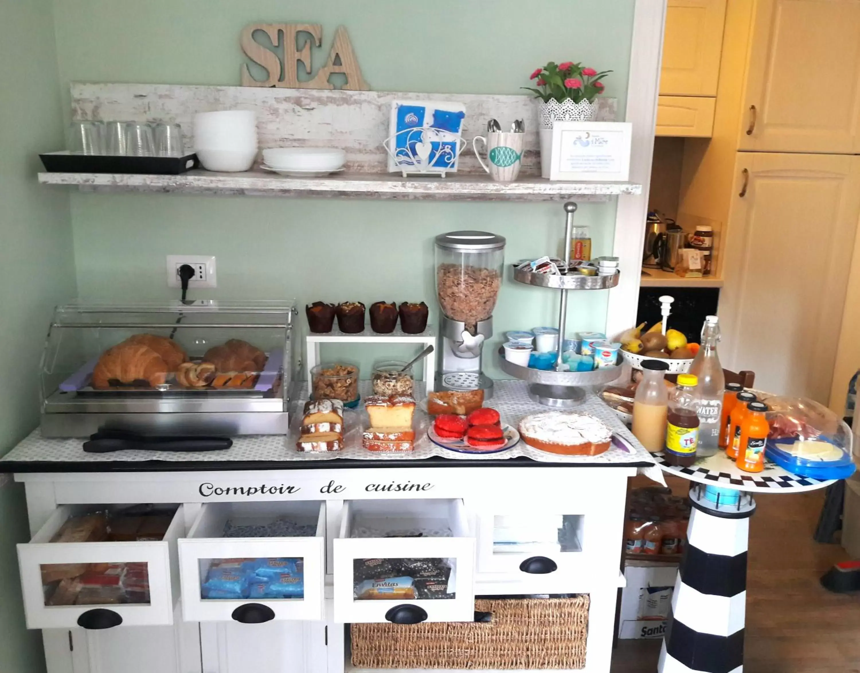 Continental breakfast in B&B Incanto sotto il mare