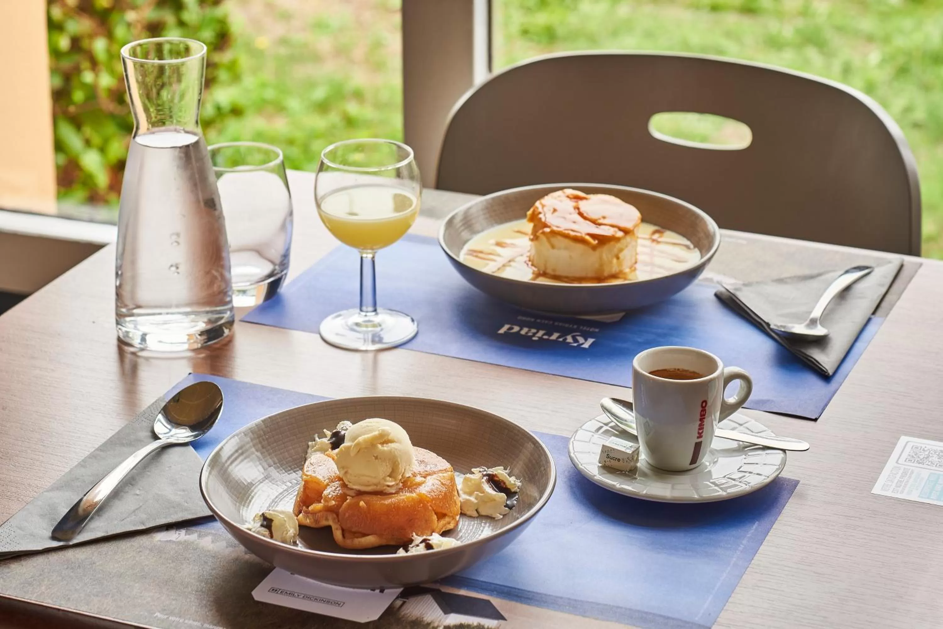 Food and drinks in Kyriad Caen Nord - Hérouville-Saint-Clair