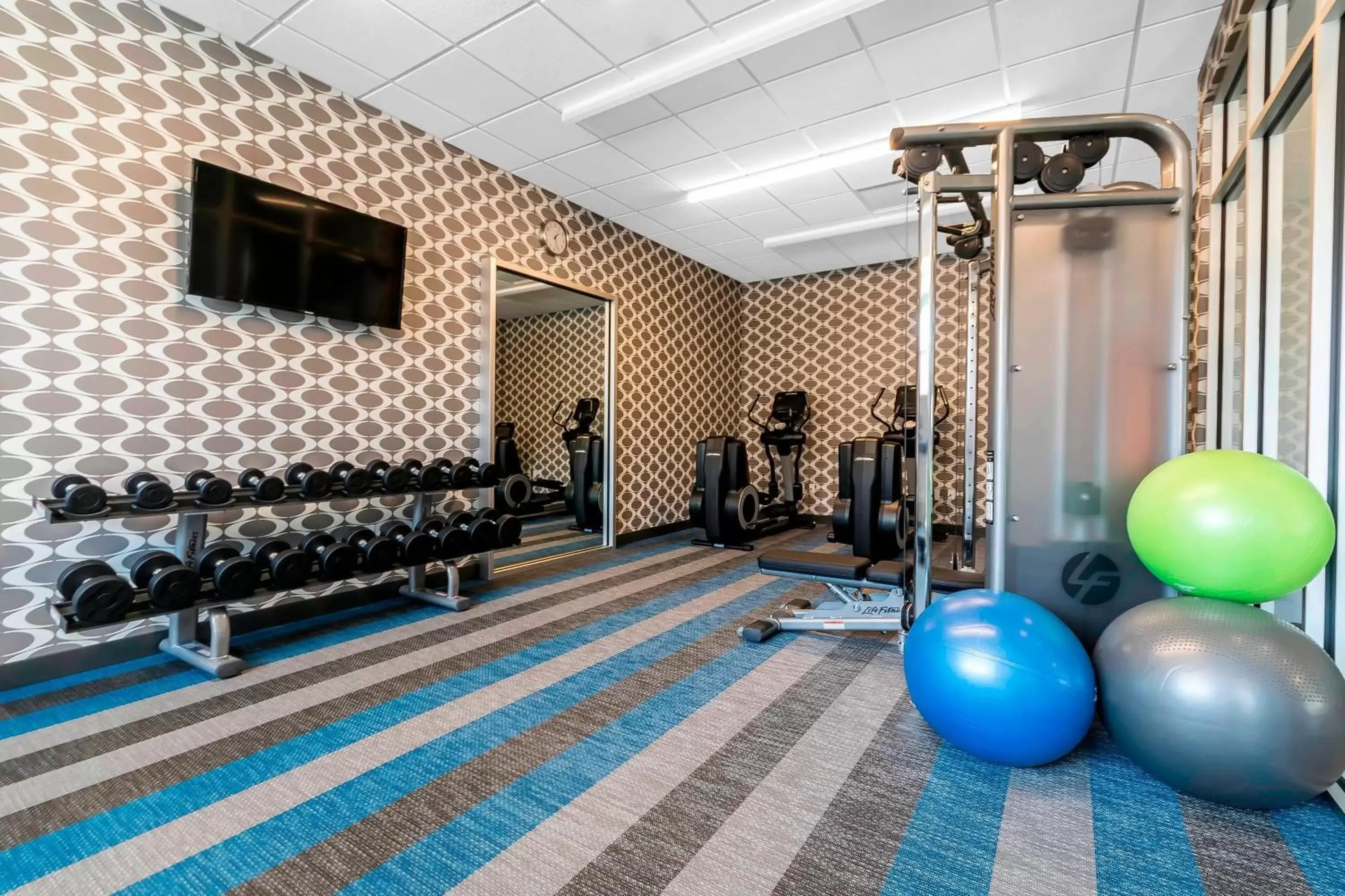 Fitness centre/facilities, Fitness Center/Facilities in Aloft Newport on the Levee