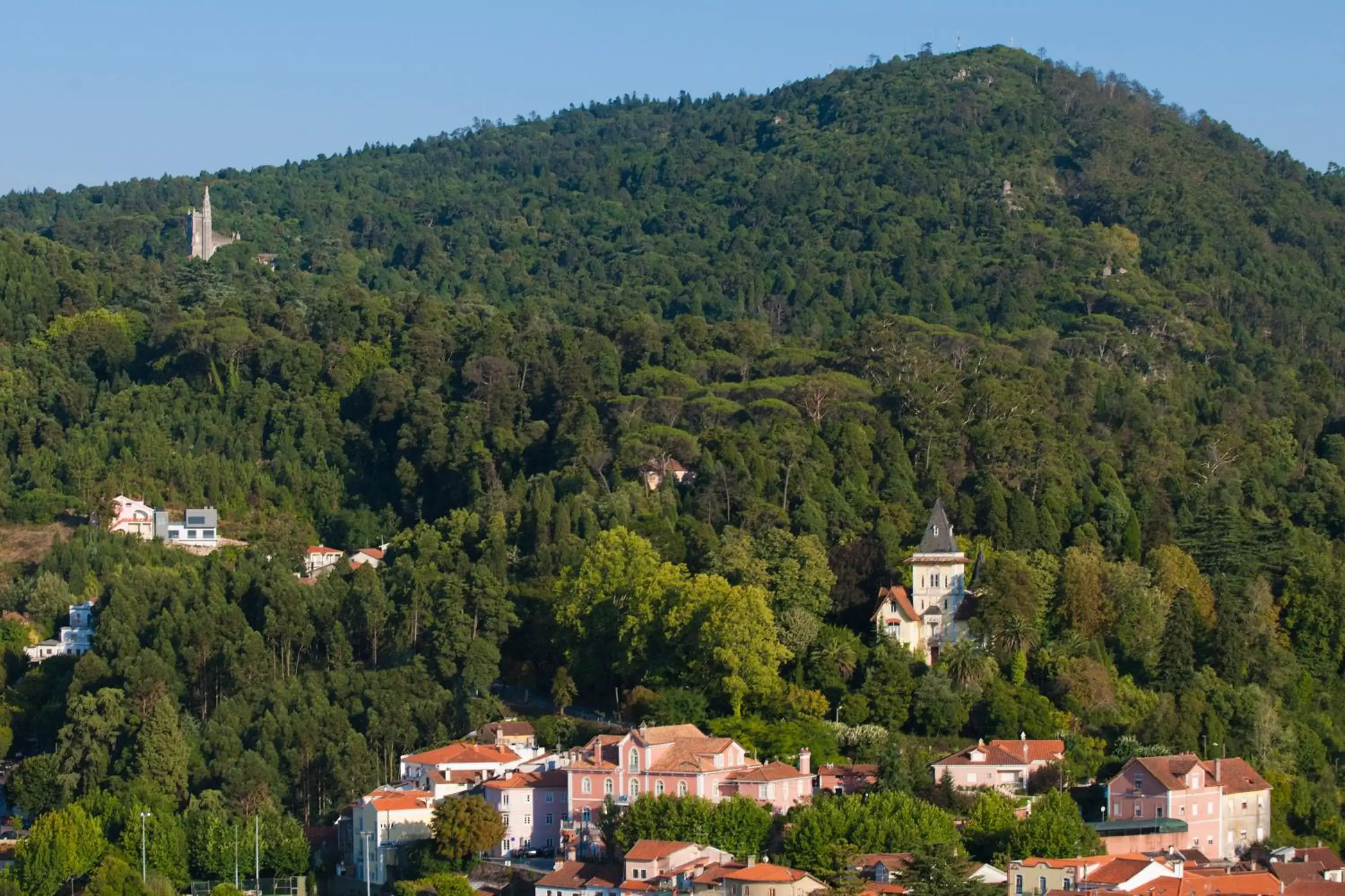 Hiking, Bird's-eye View in Alegre - Bussaco Boutique Hotel