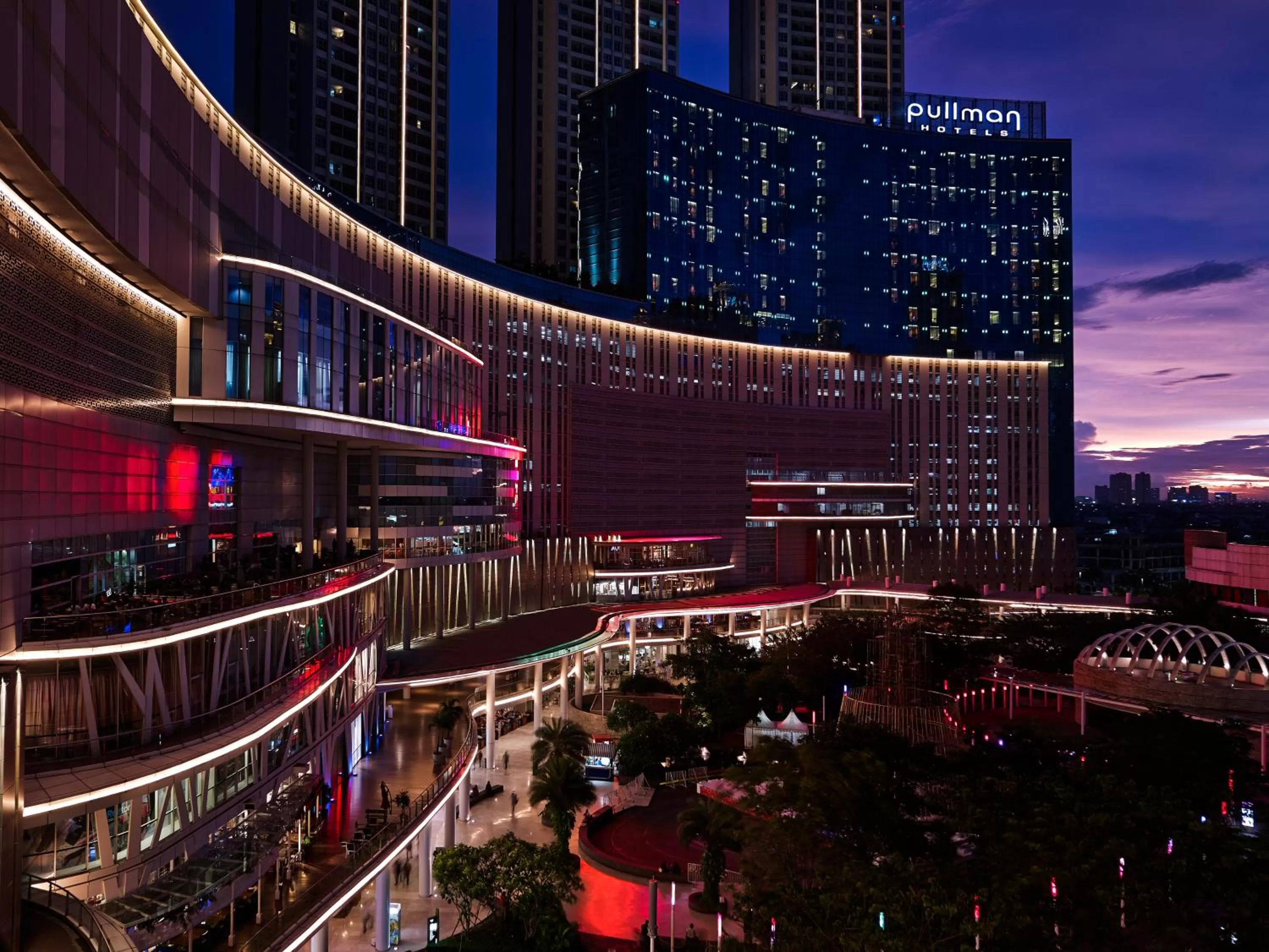 Facade/entrance in Pullman Jakarta Central Park