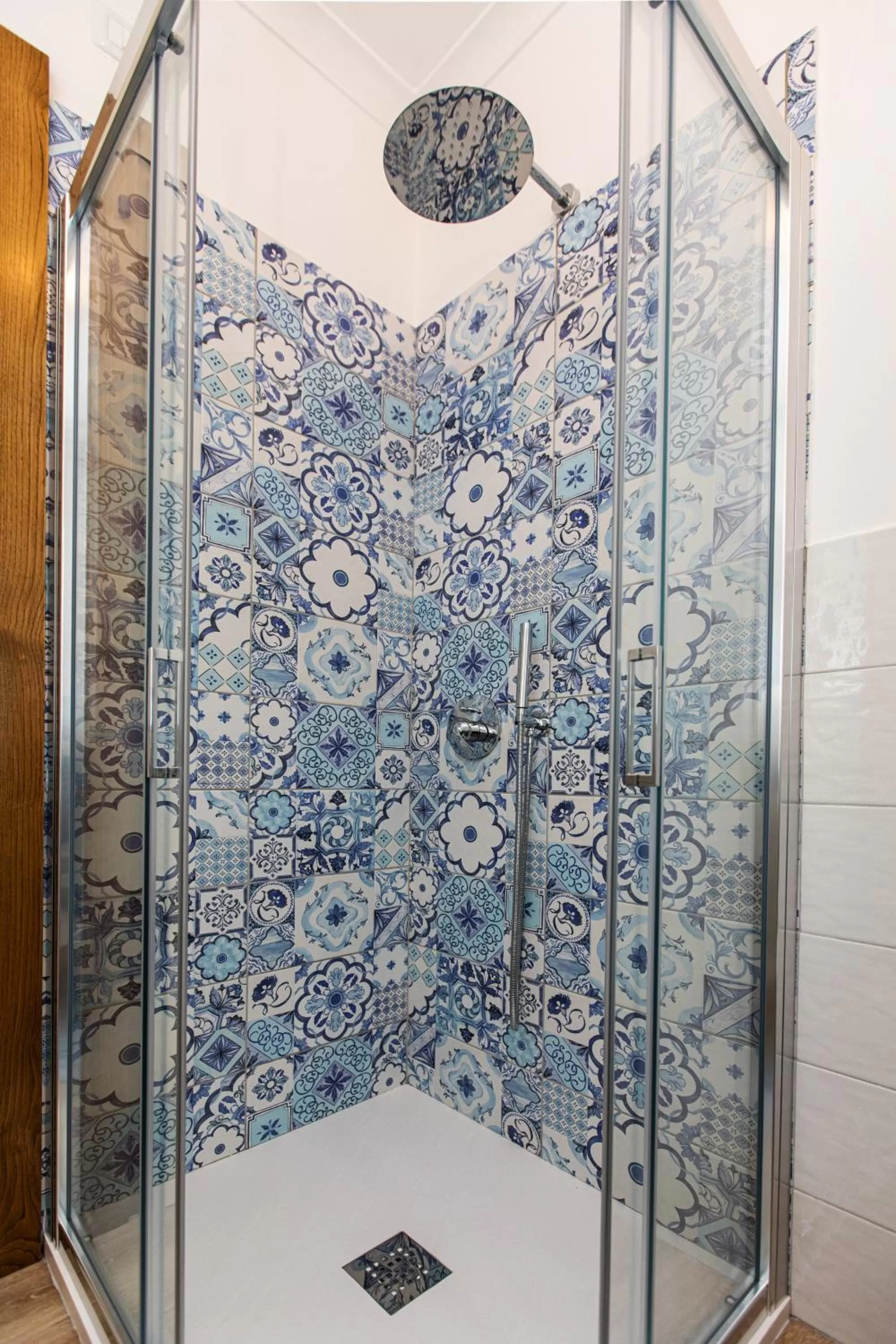 Shower in Al Chiaro di Luna