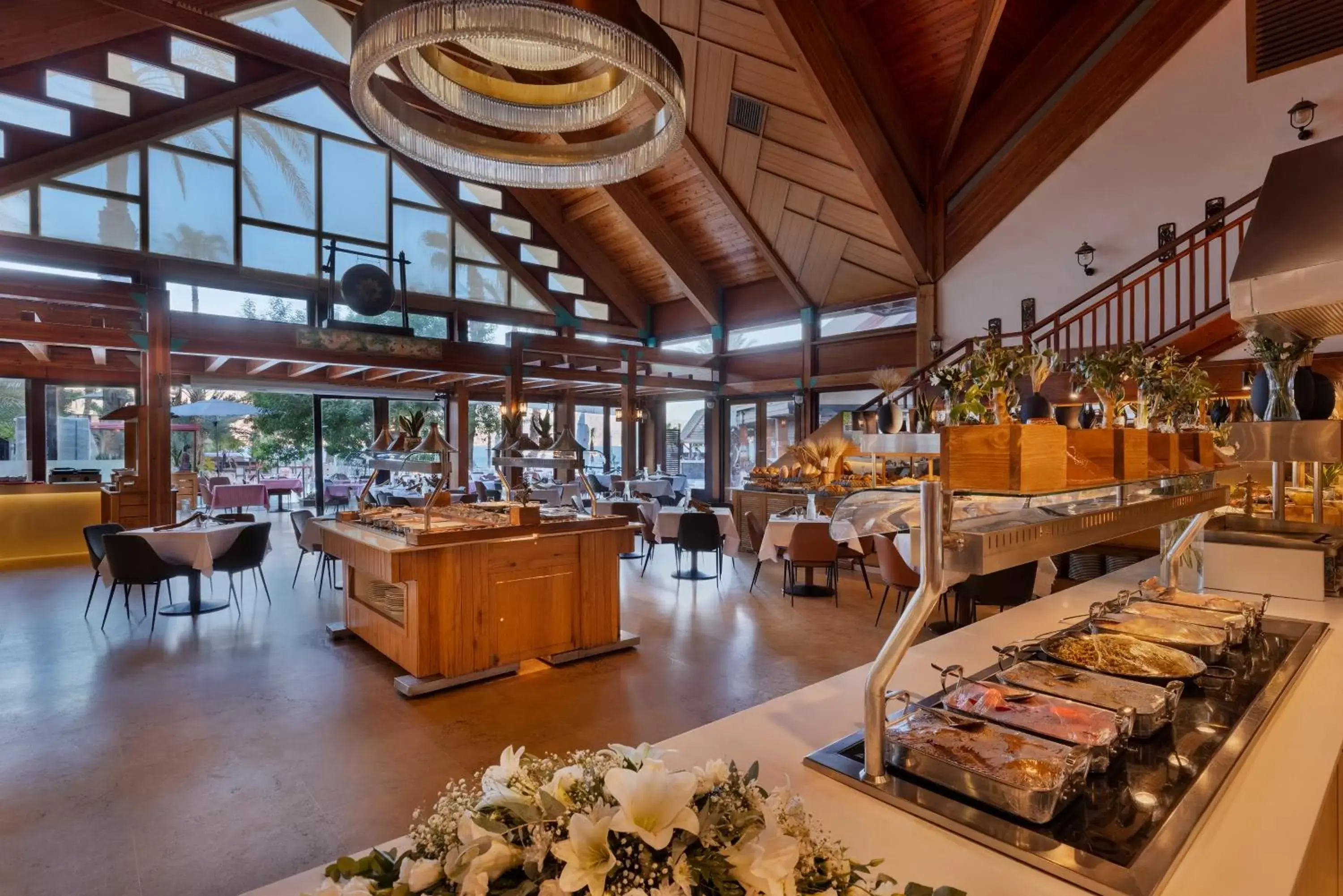 Dining area, Restaurant/Places to Eat in Herbert Samuel Royal Shangri-La Eilat
