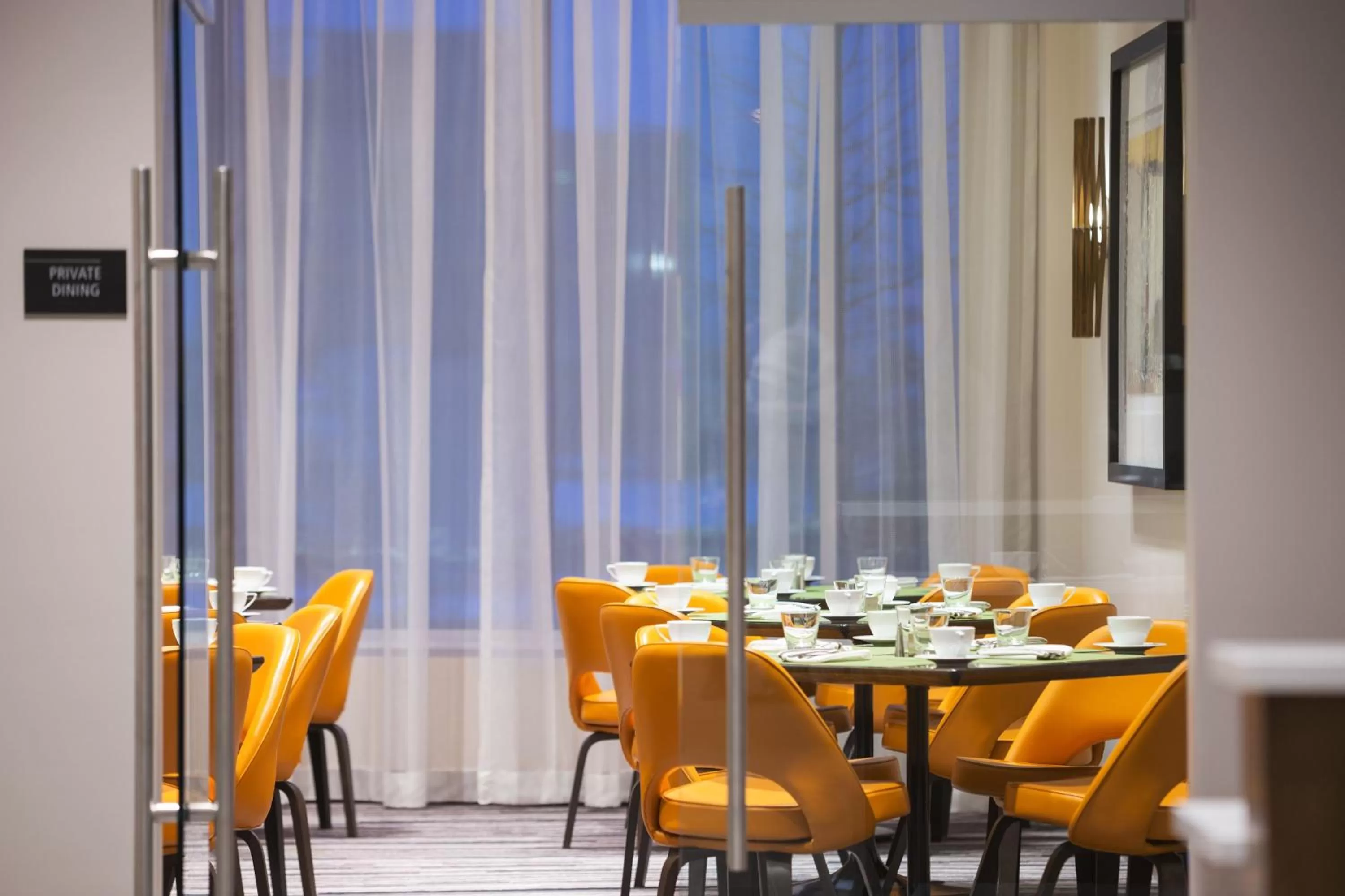Dining area in Hyatt Regency Bloomington - Minneapolis