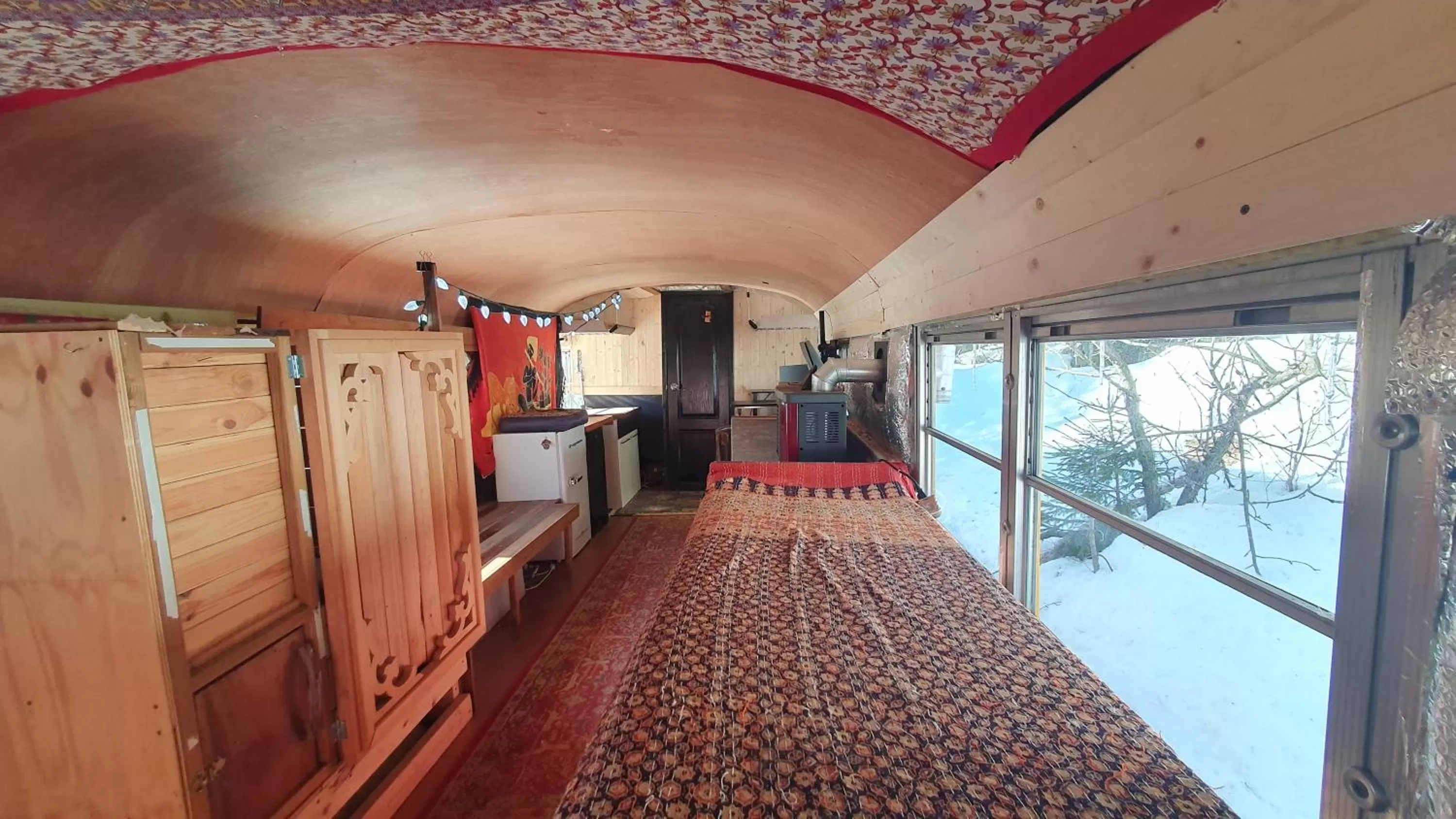 Bed in Le Salon des Inconnus