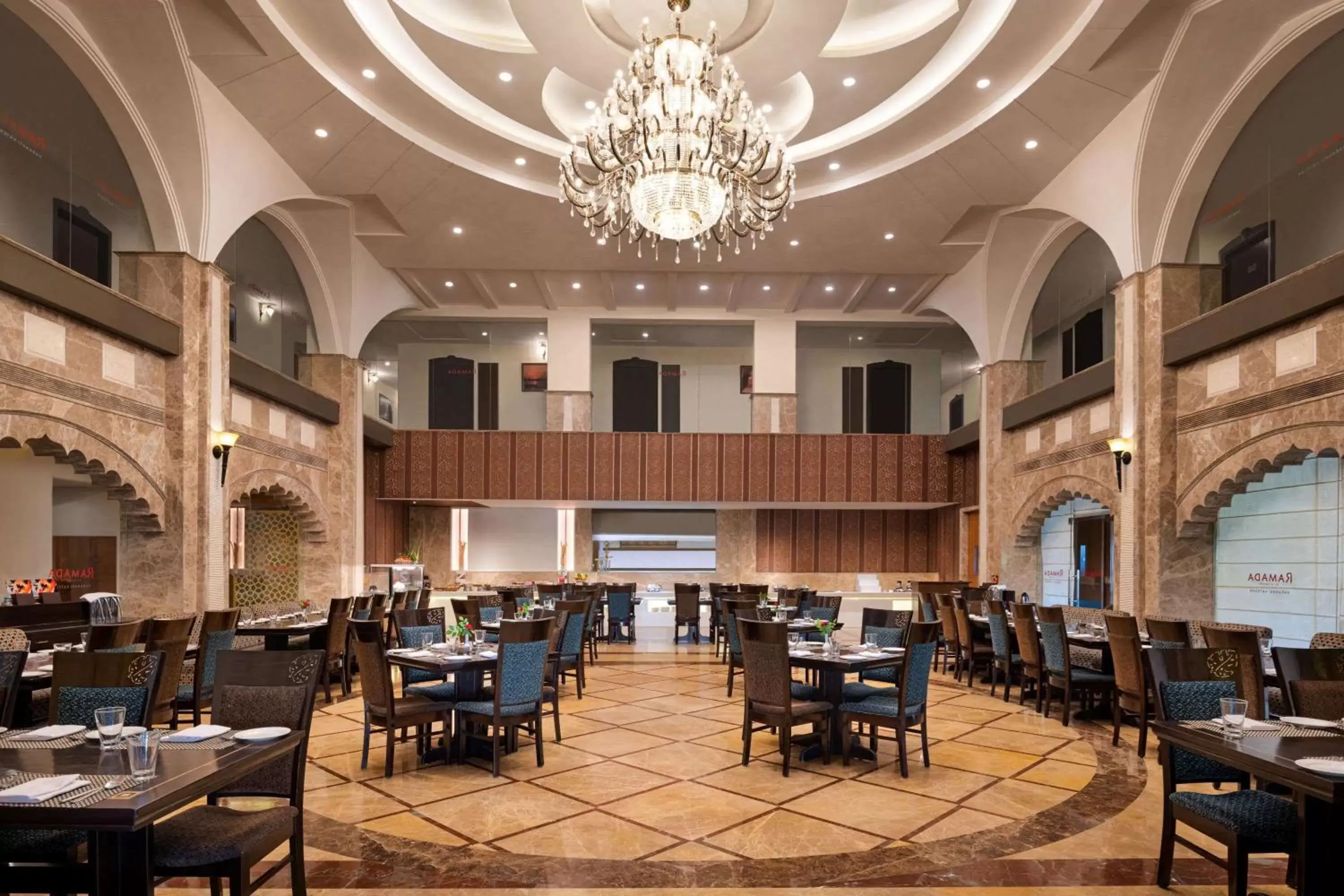 Restaurant/Places to Eat in Ramada by Wyndham Varanasi Katesar