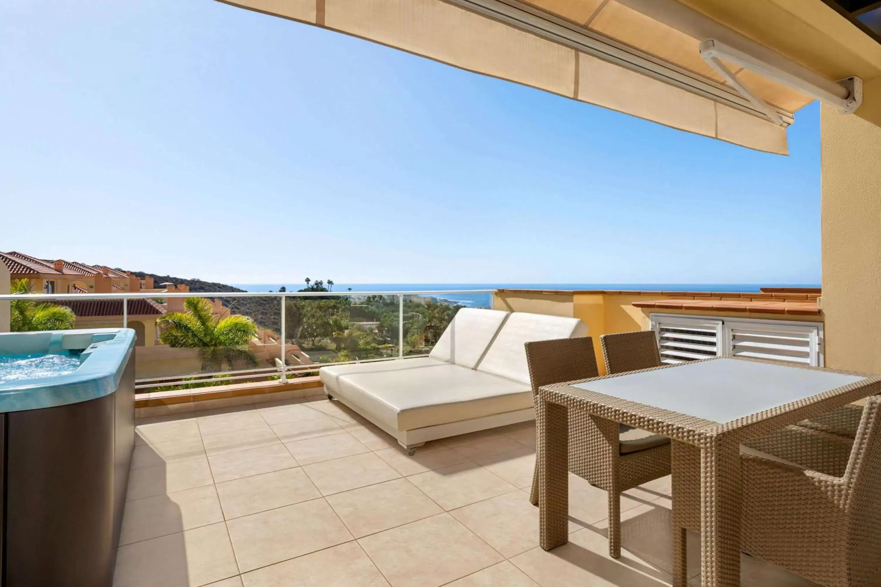 Bed, Balcony/Terrace in Wyndham Residences Costa Adeje