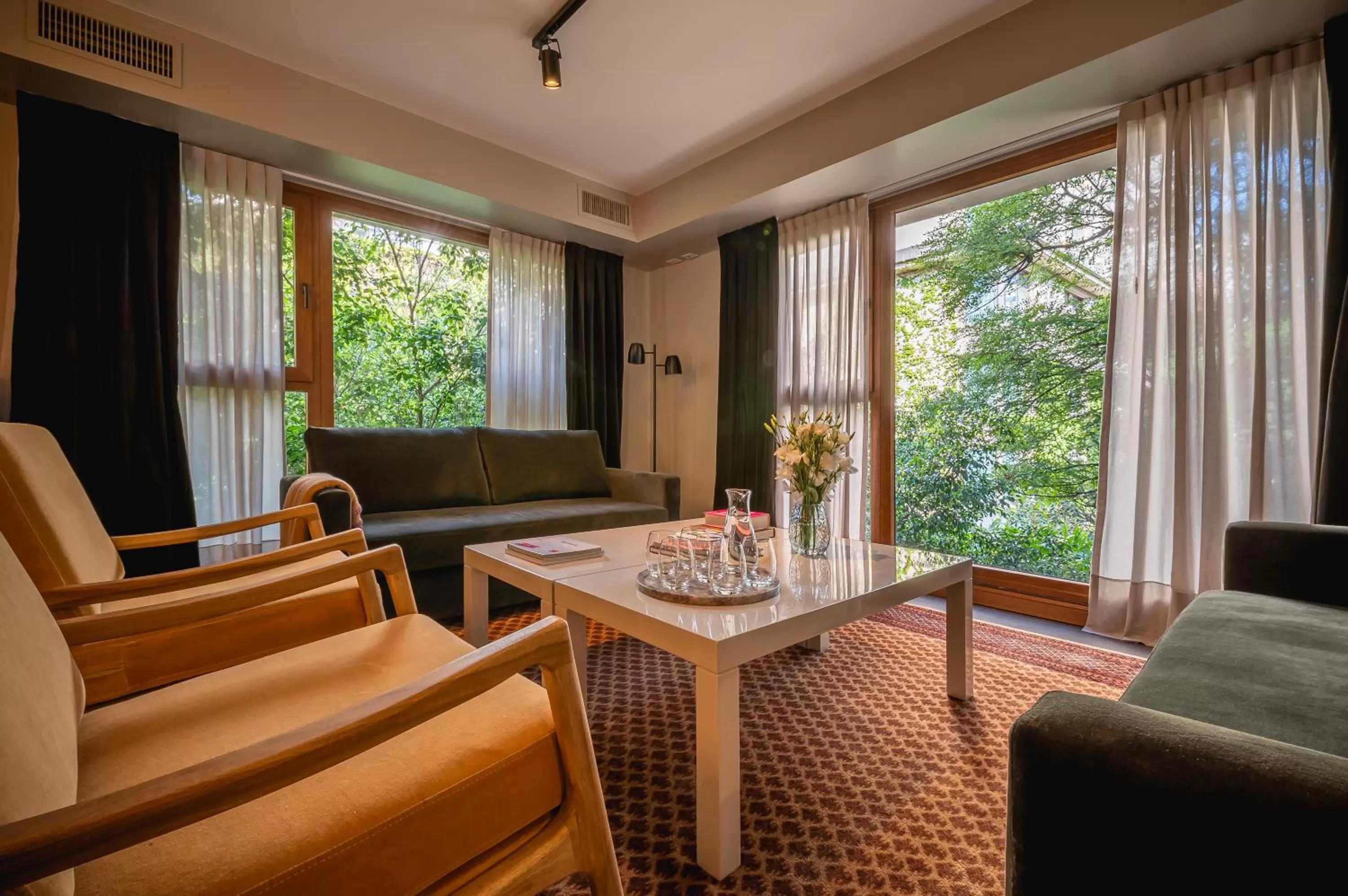 Business facilities in Hub Porteño