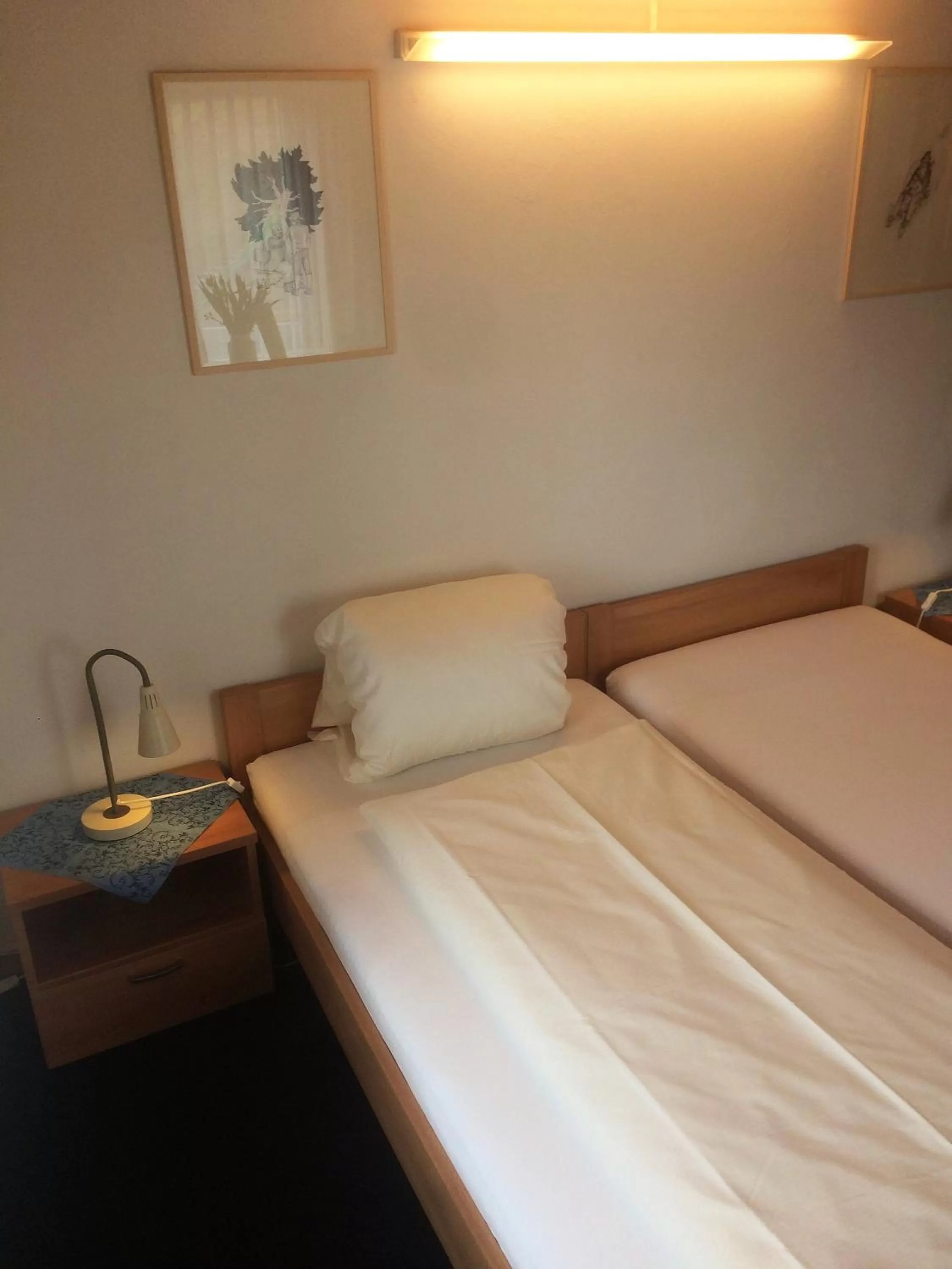 Bed in Hotel Restaurant Heidihof