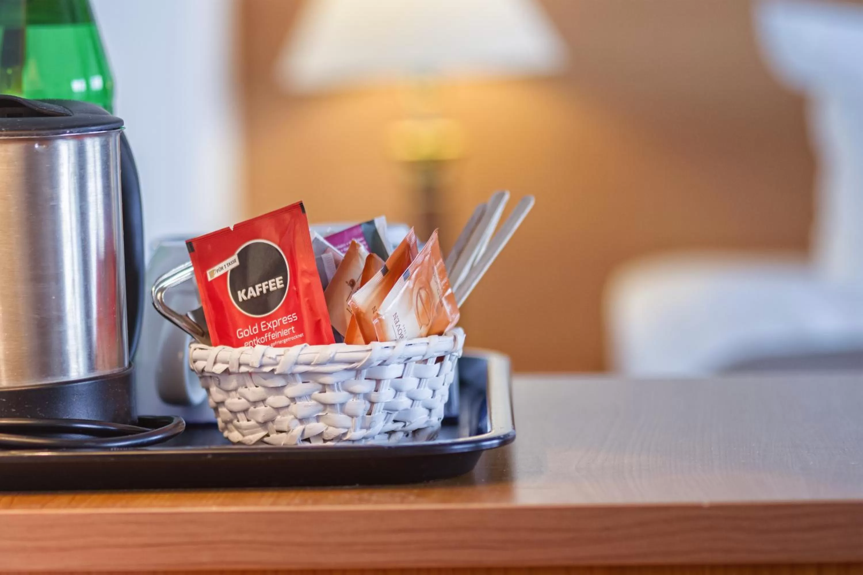 Coffee/tea facilities in Hotel Plöner See by Tulip Inn