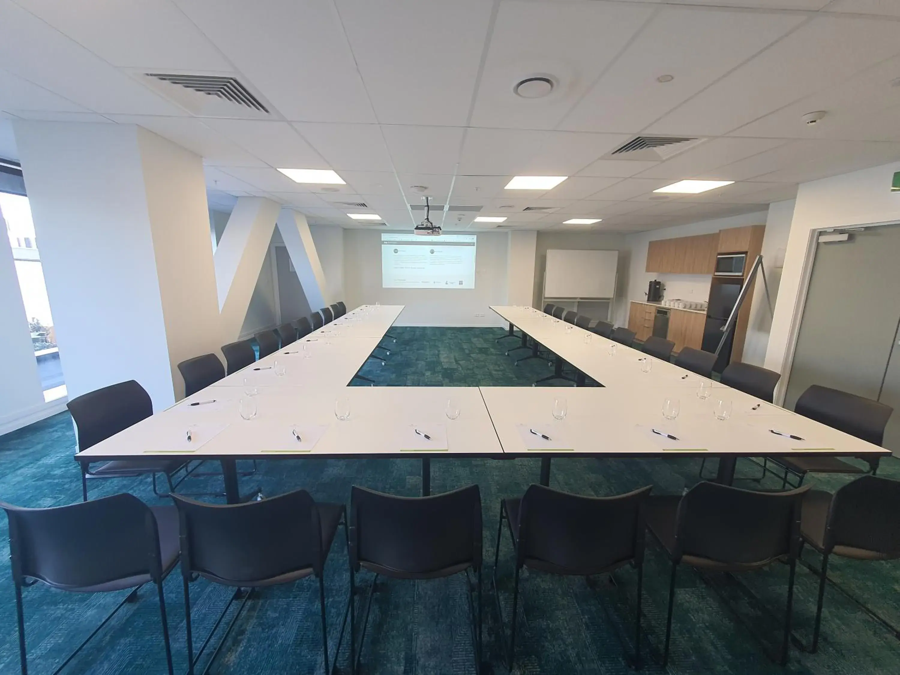 Meeting/conference room in La Quinta by Wyndham Ellerslie Auckland