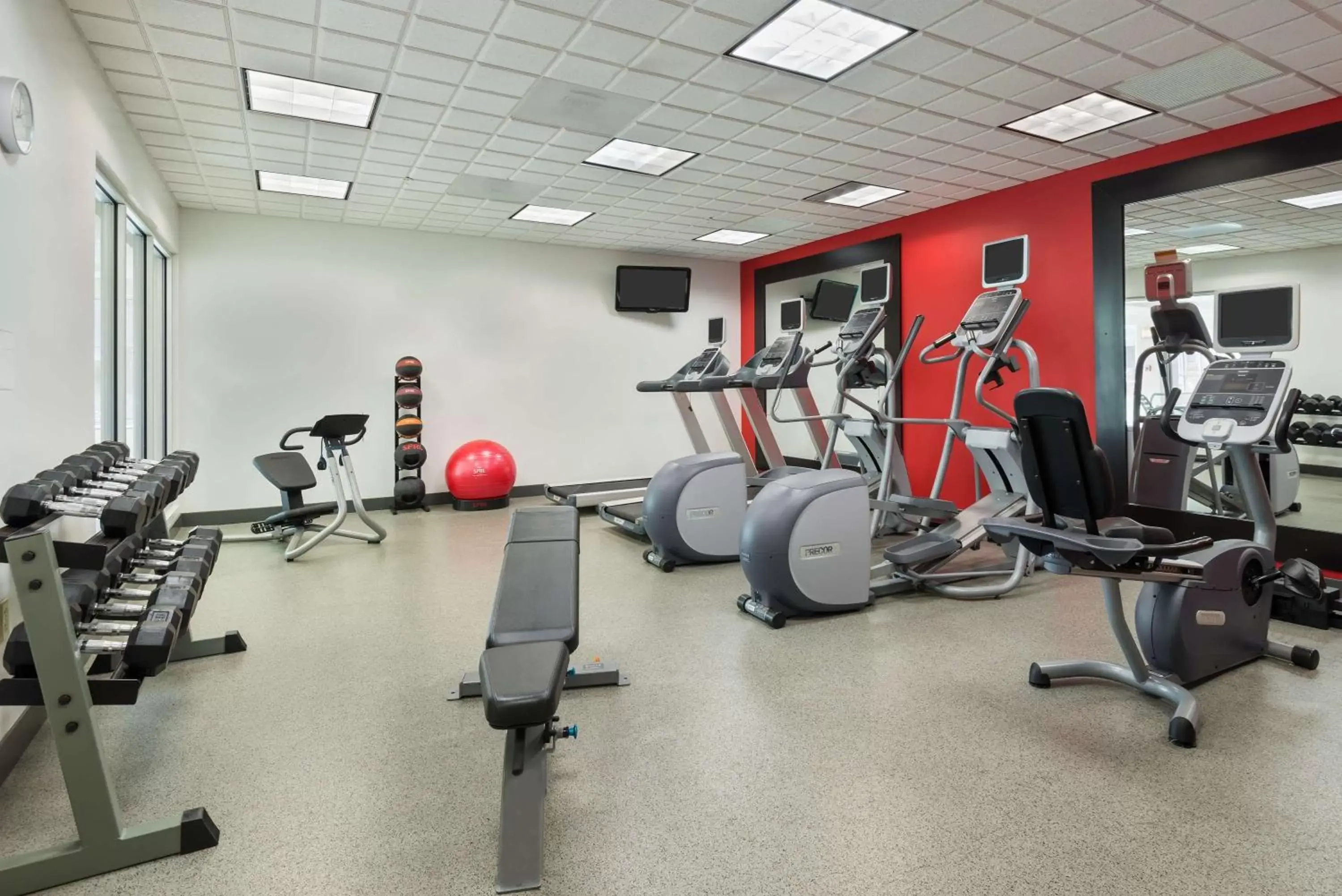 Fitness centre/facilities, Fitness Center/Facilities in Hilton Garden Inn Waldorf