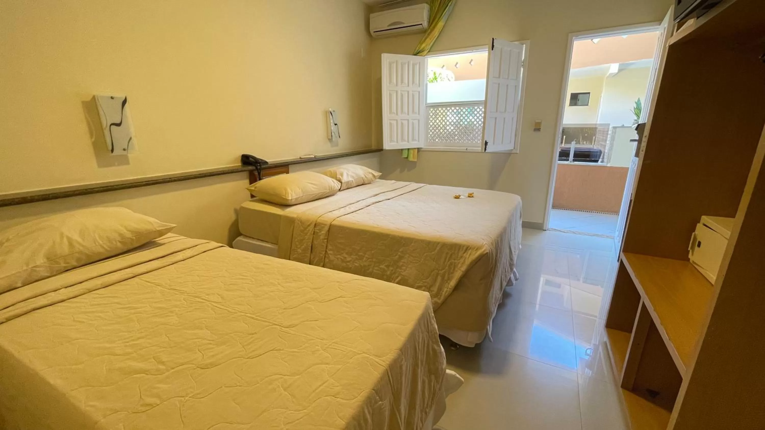 Bedroom, Bed in Rede Andrade Terra Brasil