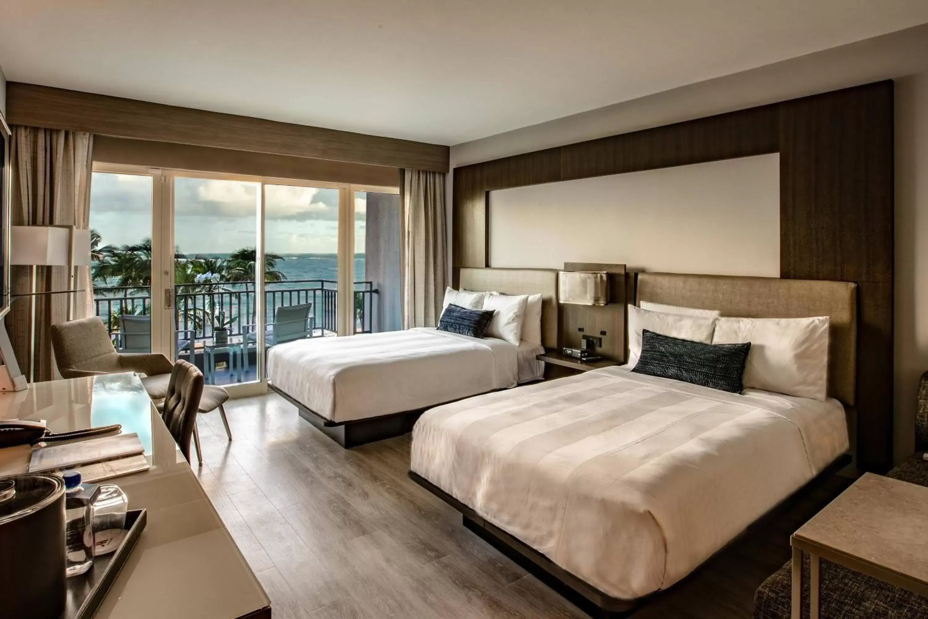 Photo of the whole room in San Juan Marriott Resort and Stellaris Casino