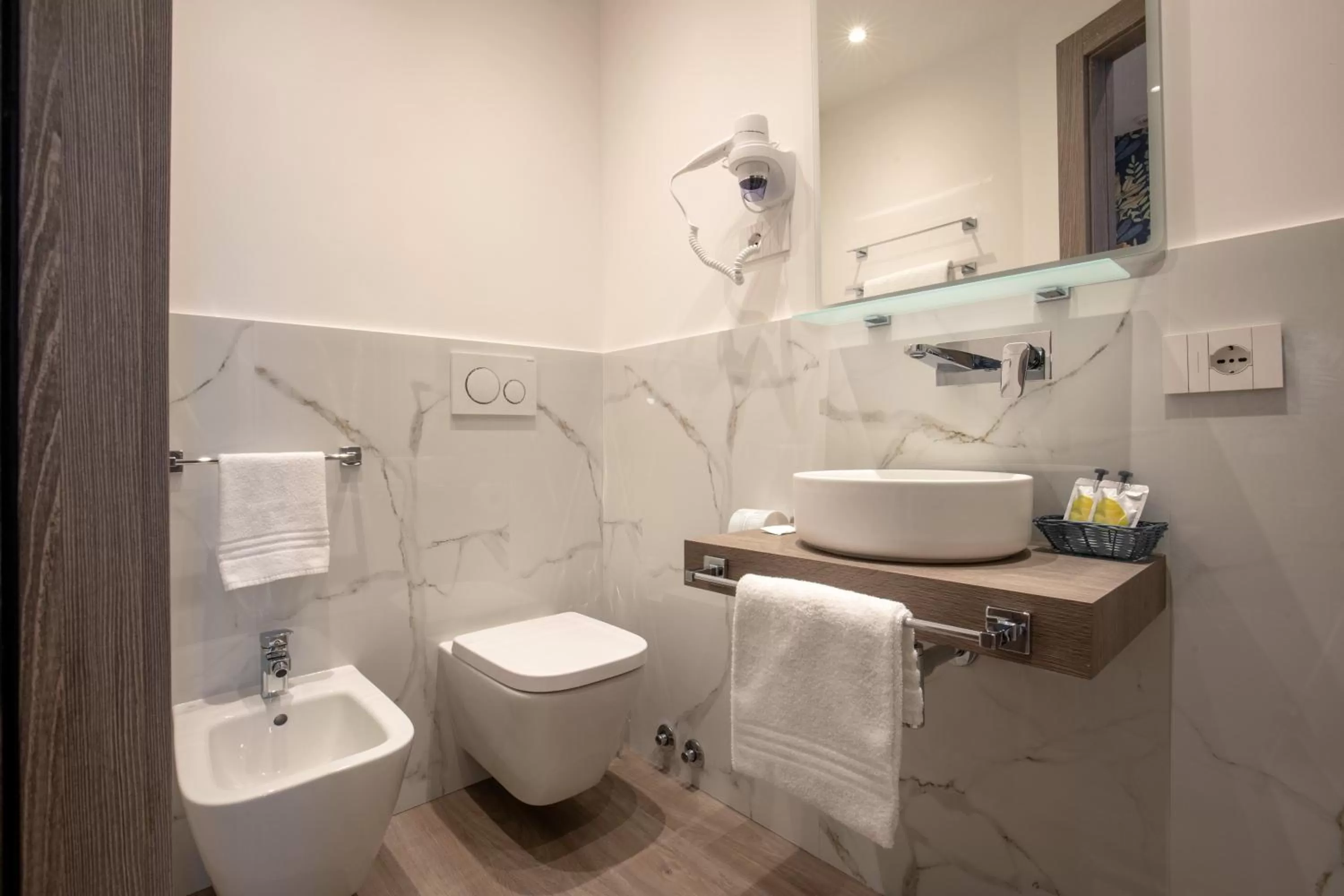 Toilet in Hotel La Scaletta