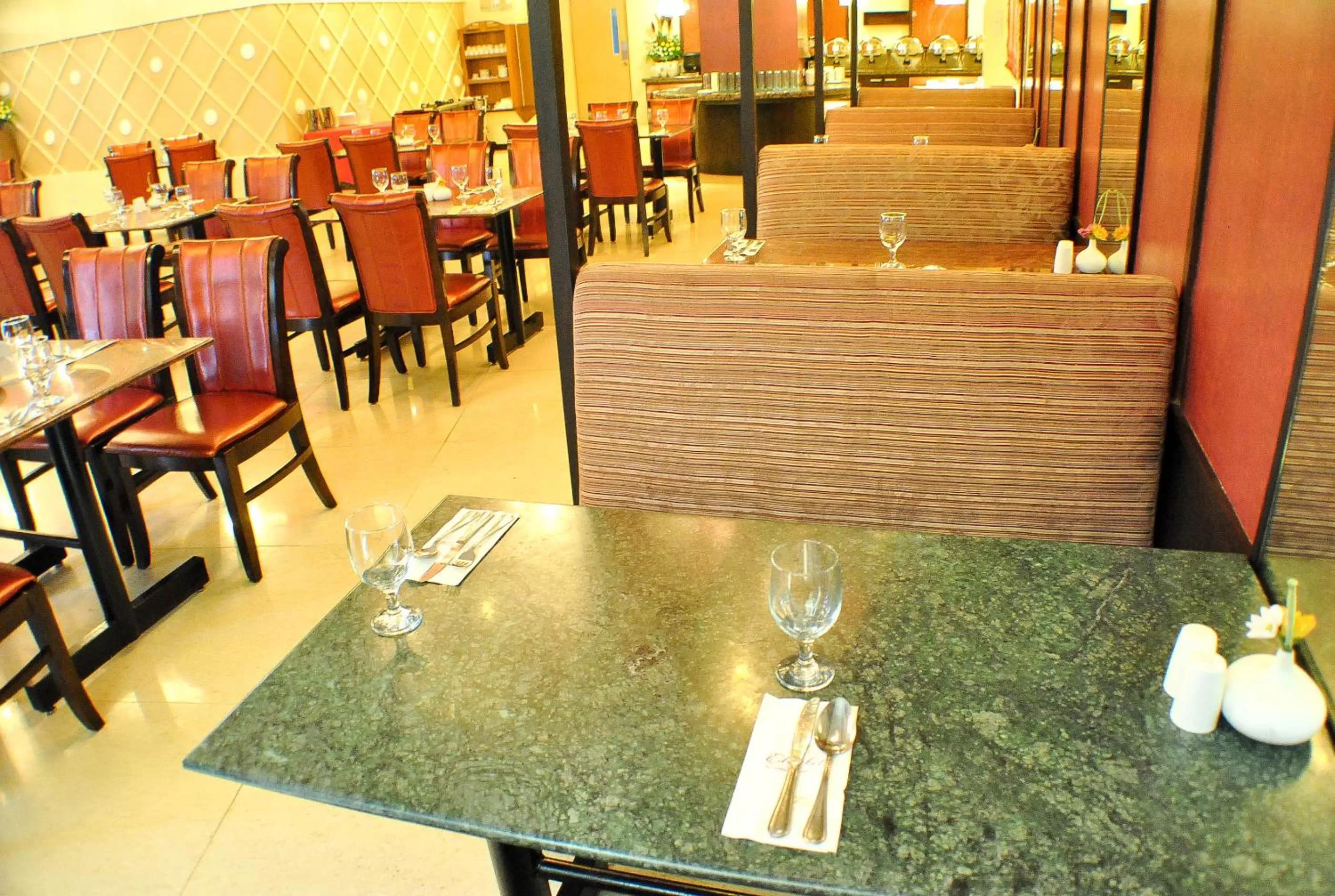 Restaurant/places to eat in Hotel Elizabeth Cebu