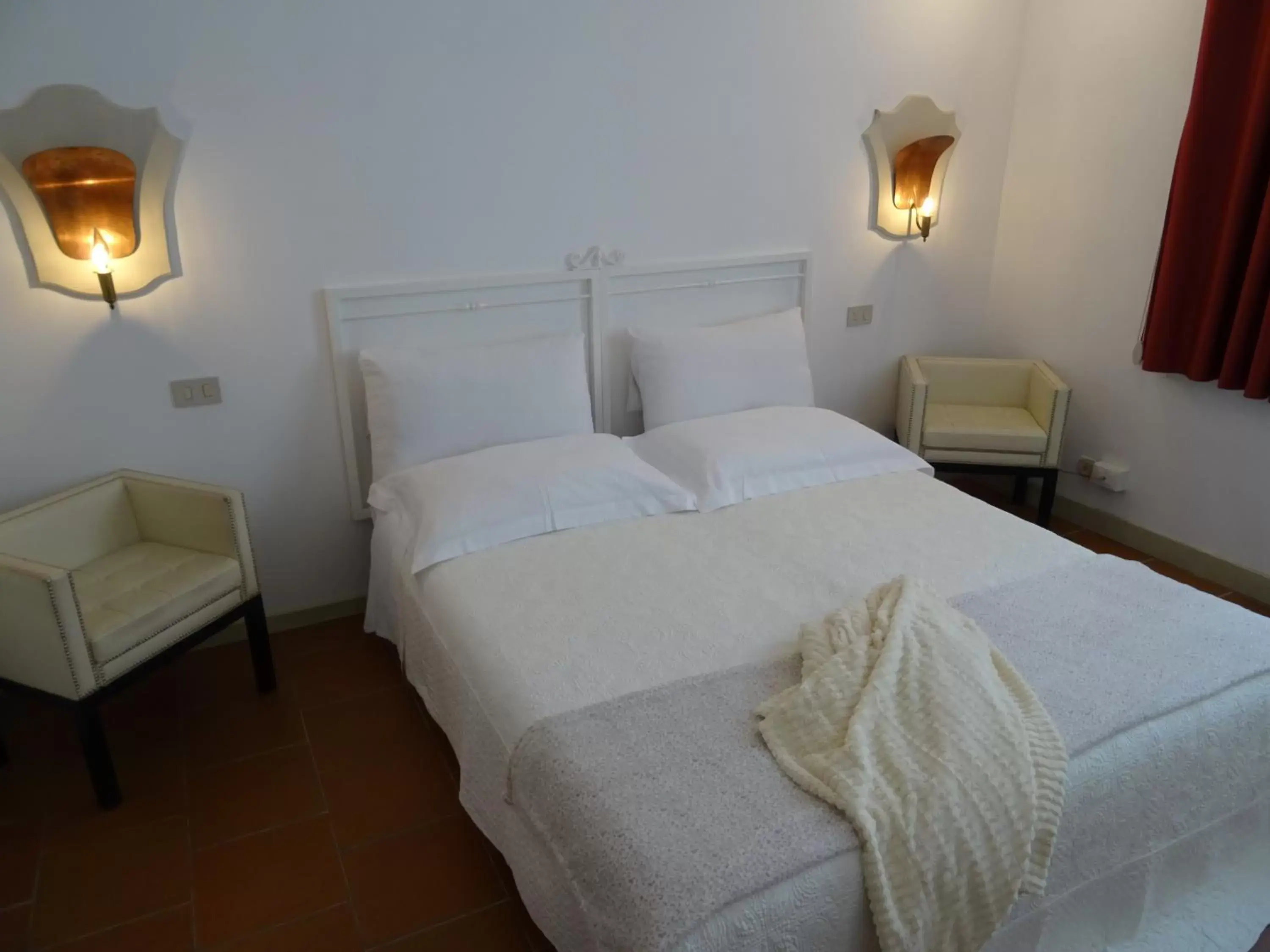 Bed in CharmeRooms Villa Moroni