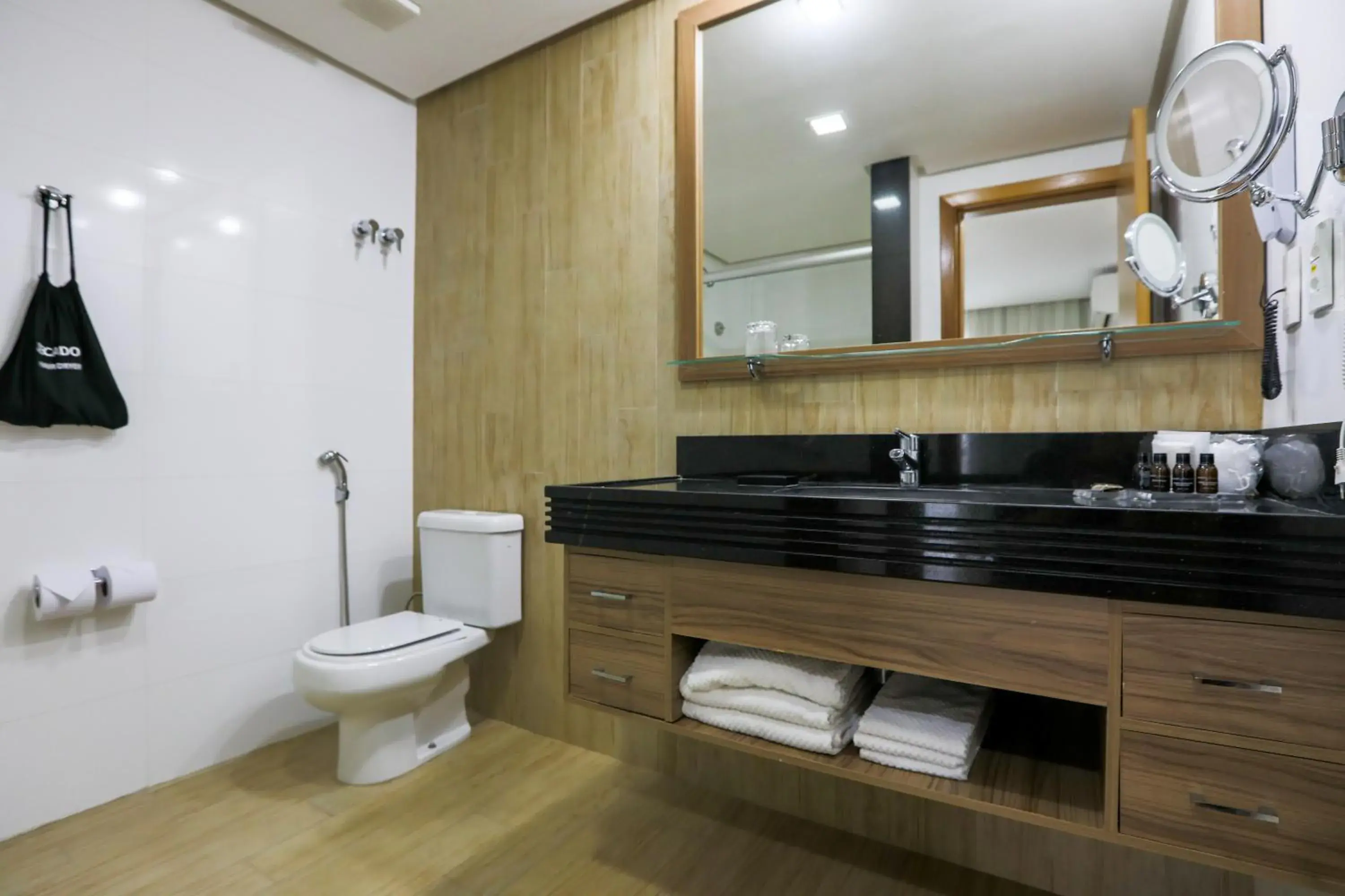 Bathroom in Radisson Hotel Belém