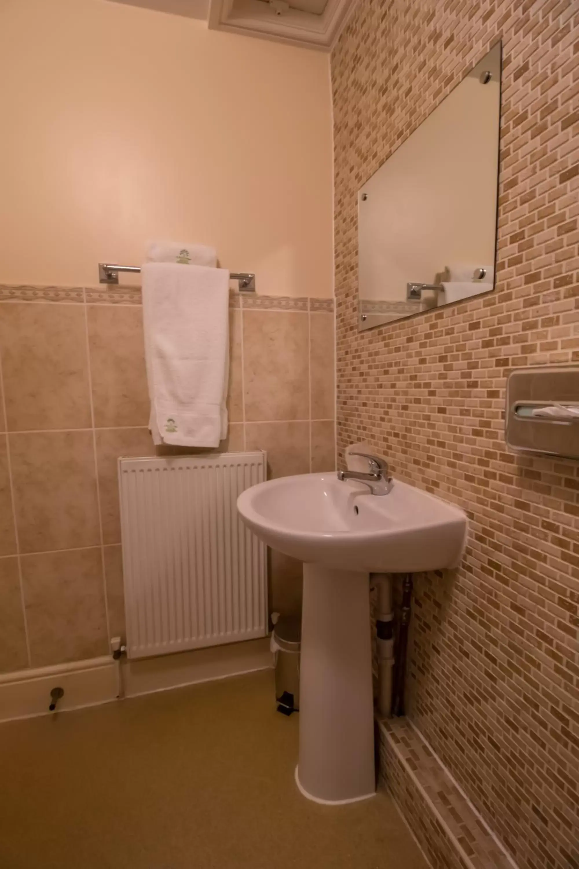 Bathroom in A Park View Hotel