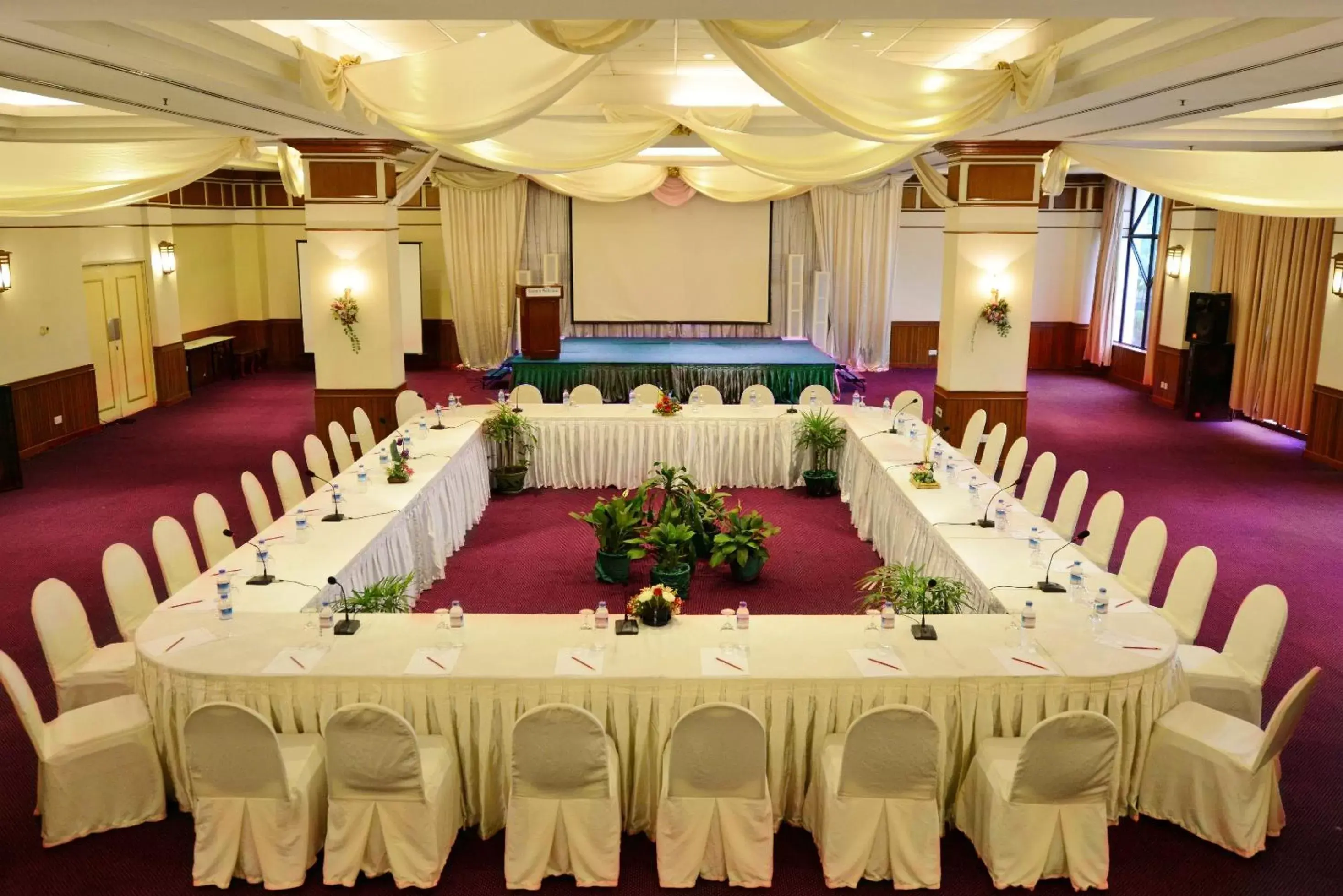 Banquet/Function facilities, Banquet Facilities in Summit Parkview Yangon