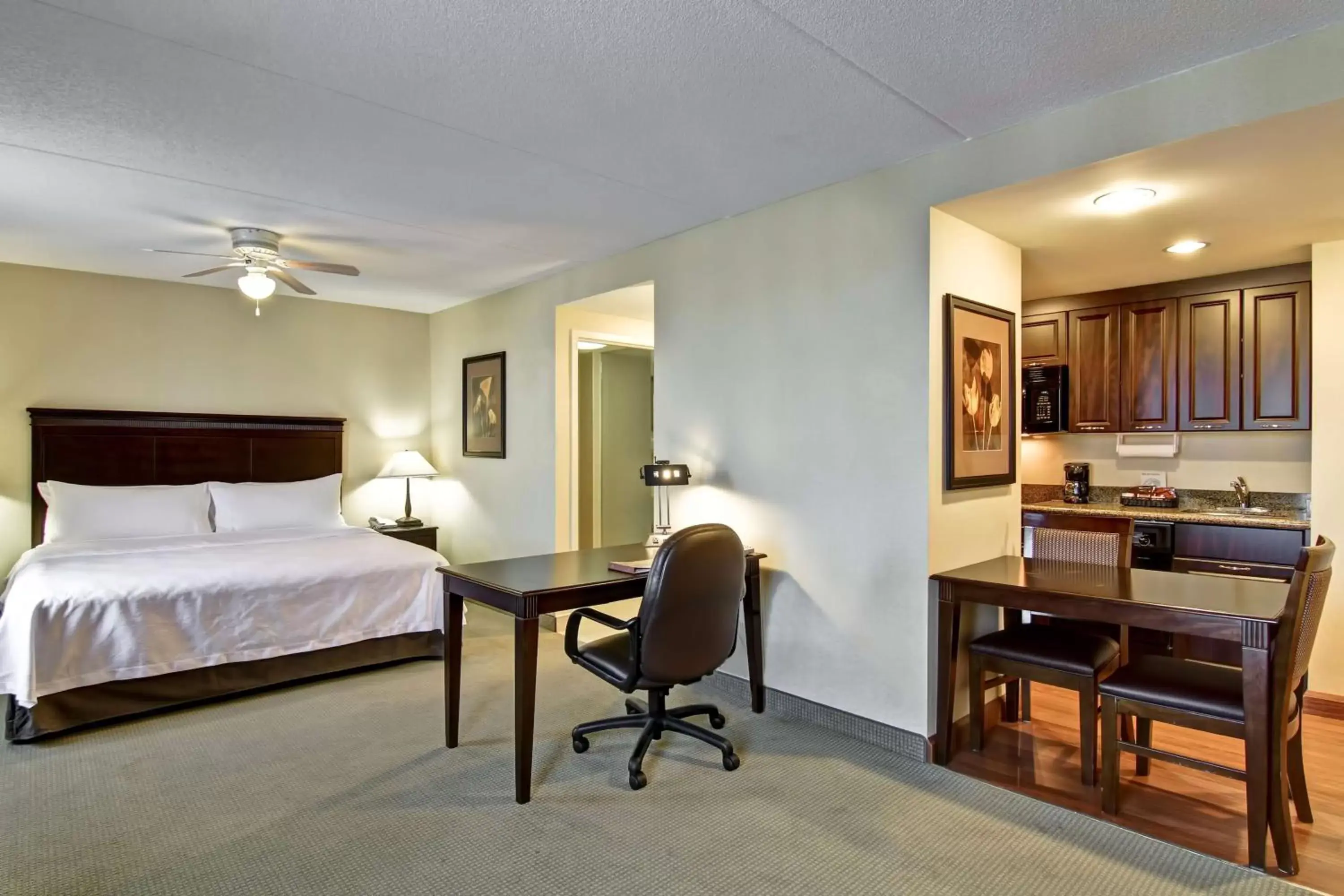 Bedroom in Homewood Suites by Hilton Sudbury