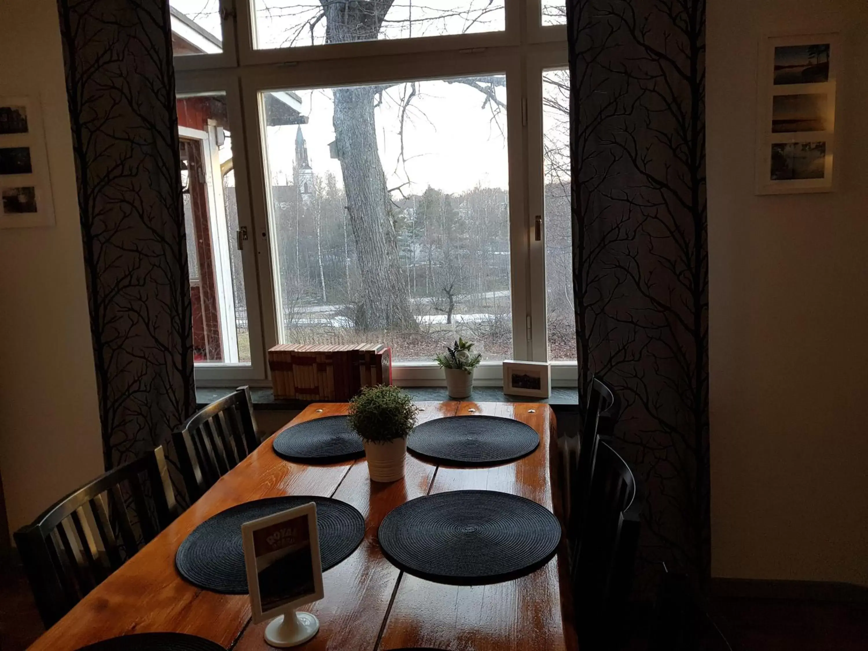 Restaurant/places to eat in Brukshotellet Skinnsberg Restaurant/places to eat in Brukshotellet Skinnsberg