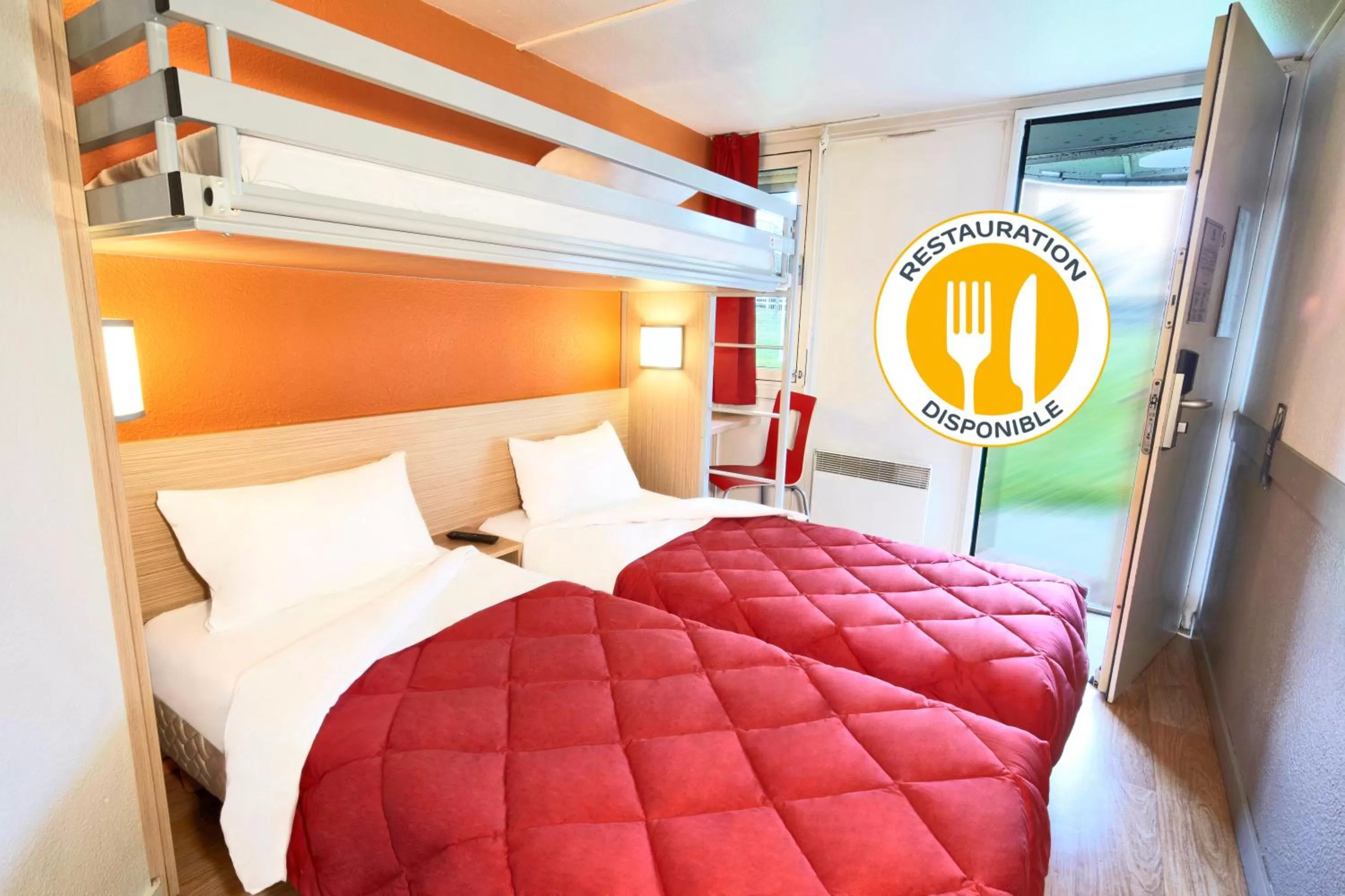 Photo of the whole room, Bed in Premiere Classe Toulouse Sud - Portet