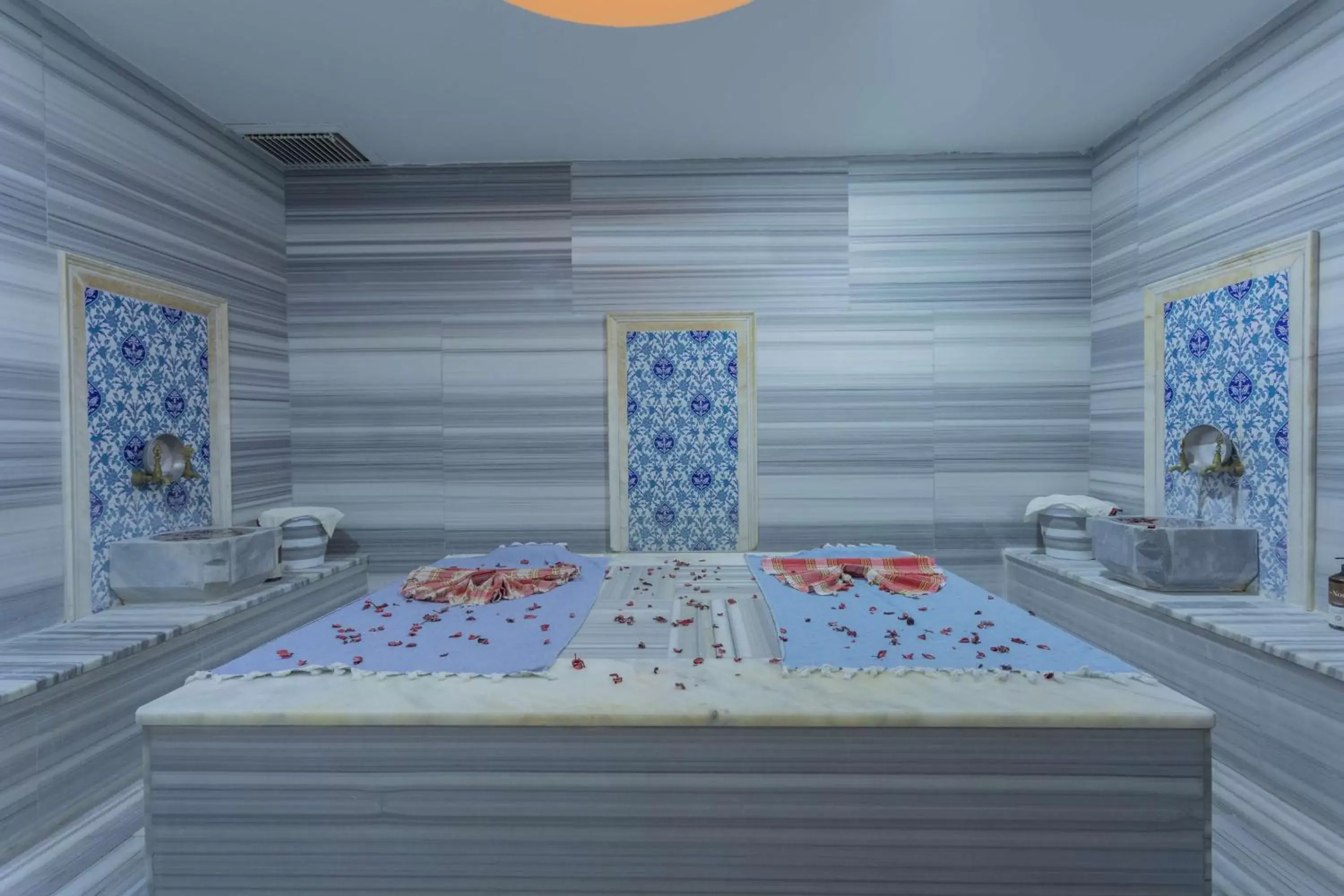 Spa and wellness centre/facilities in Best Western Plus Khan Hotel