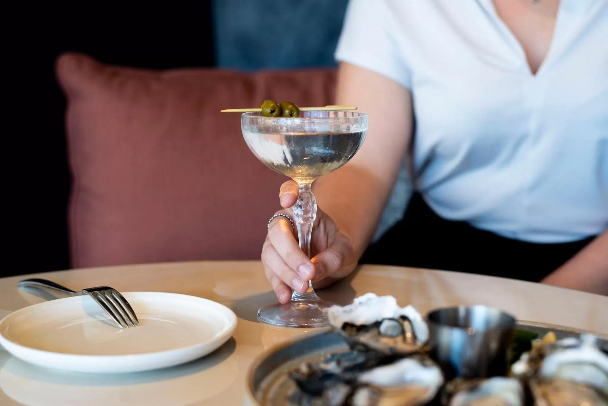 Lounge or bar in InterContinental Perth City Centre by IHG