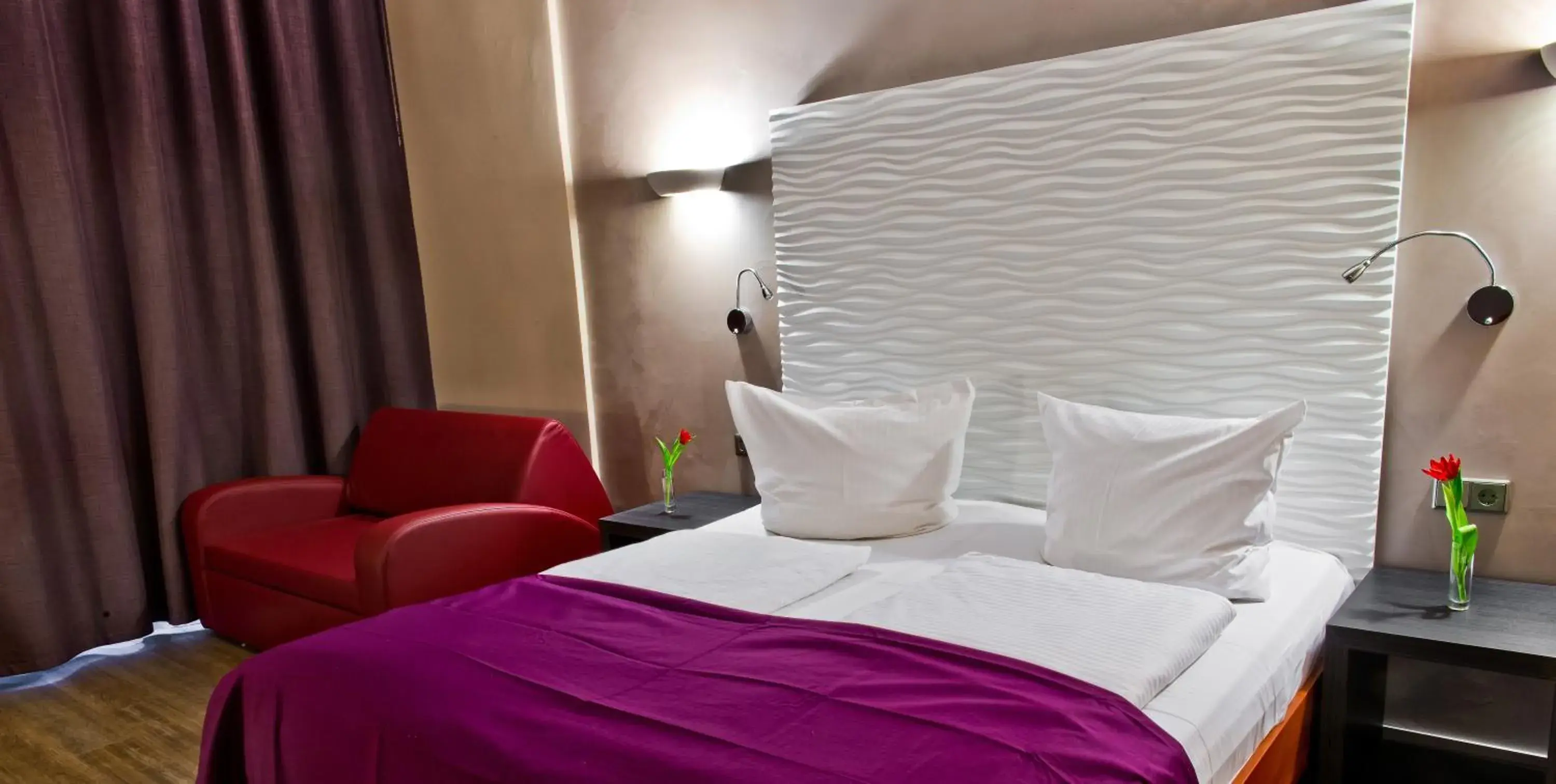 Bedroom, Bed in Artim Hotel