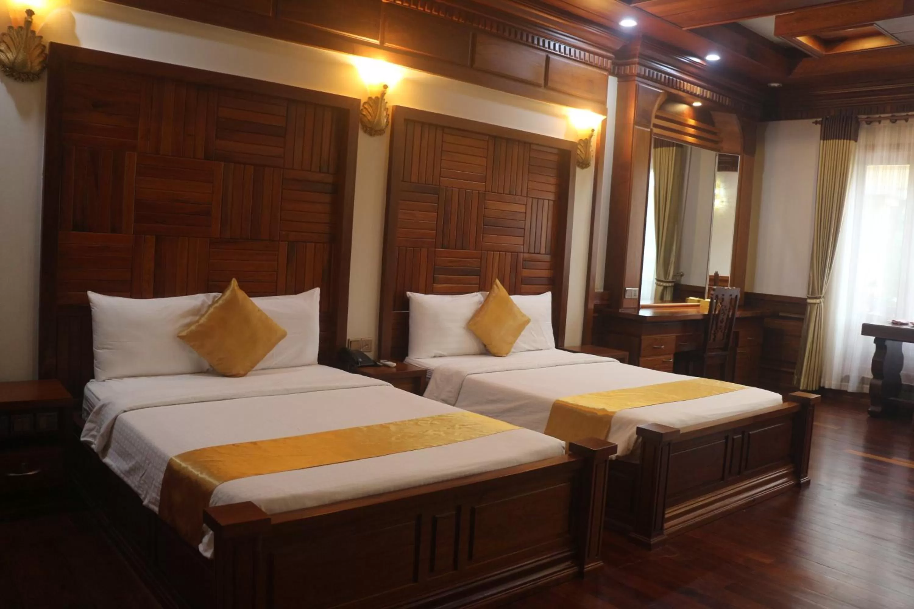 bunk bed, Bed in Try Palace Resort Kep