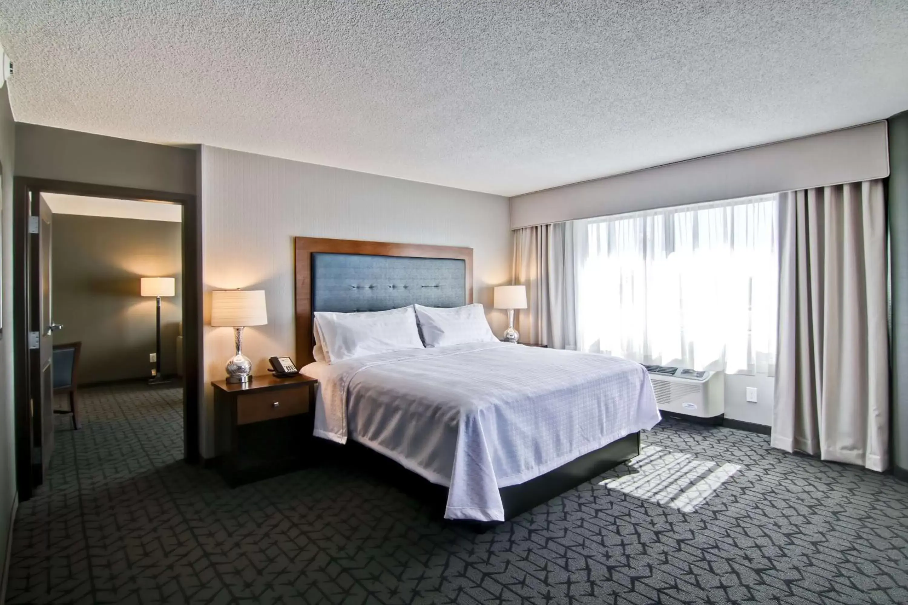 Bed in Homewood Suites by Hilton Gaithersburg/Washington, DC North