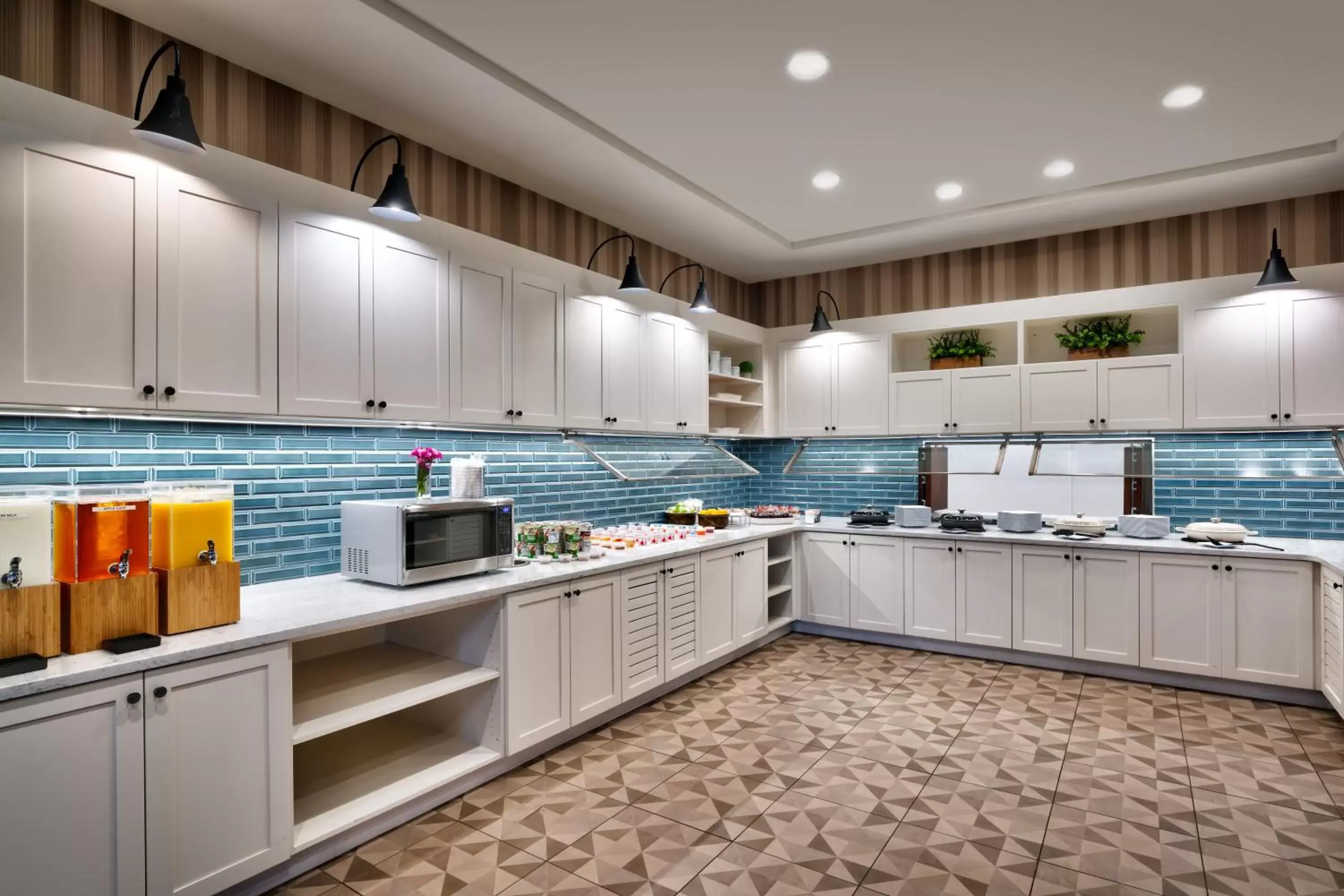 Breakfast in Hyatt Place Fayetteville/Springdale Breakfast in Hyatt Place Fayetteville/Springdale