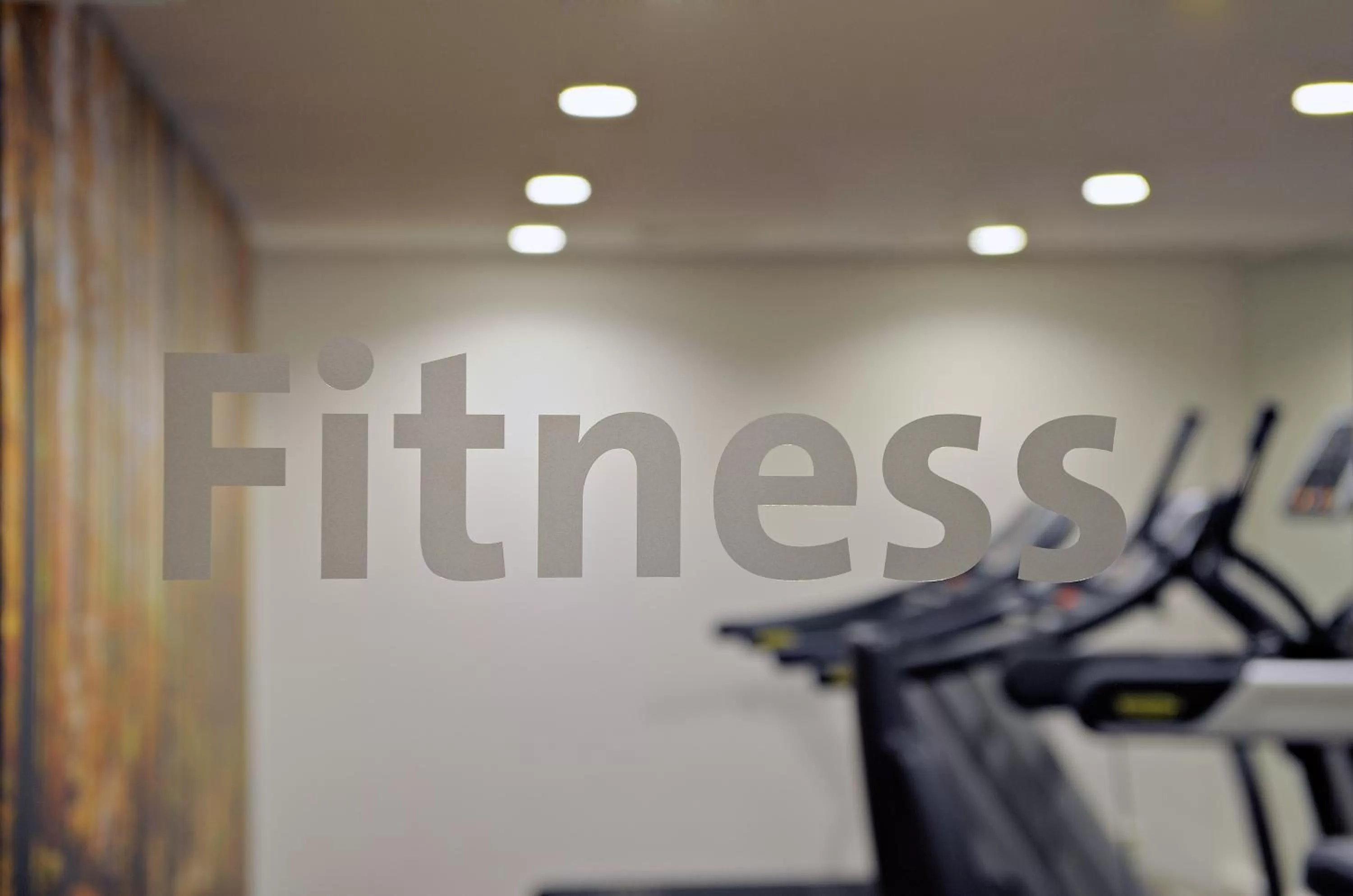 Fitness centre/facilities in Radisson Blu Conference Hotel, Düsseldorf