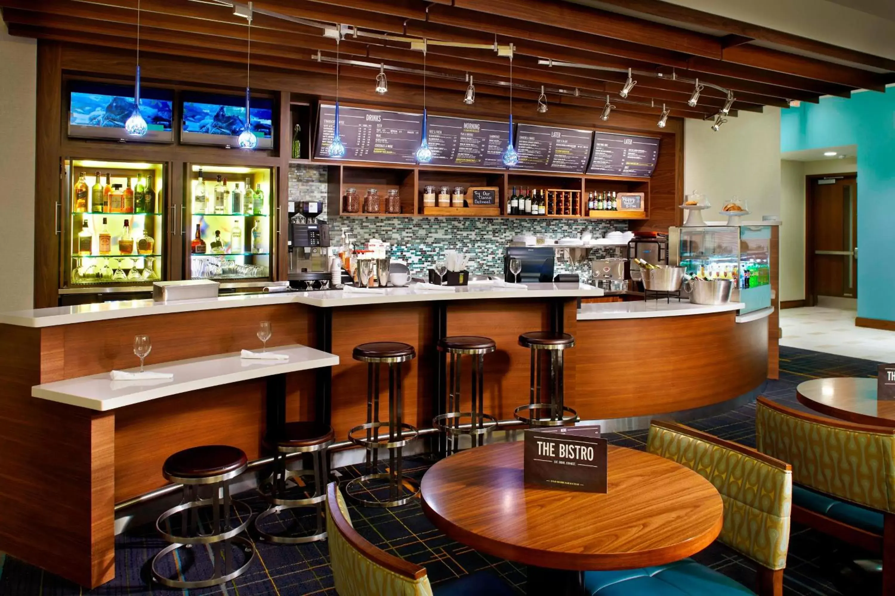 Restaurant/places to eat, Lounge/Bar in Courtyard by Marriott Orlando Lake Nona