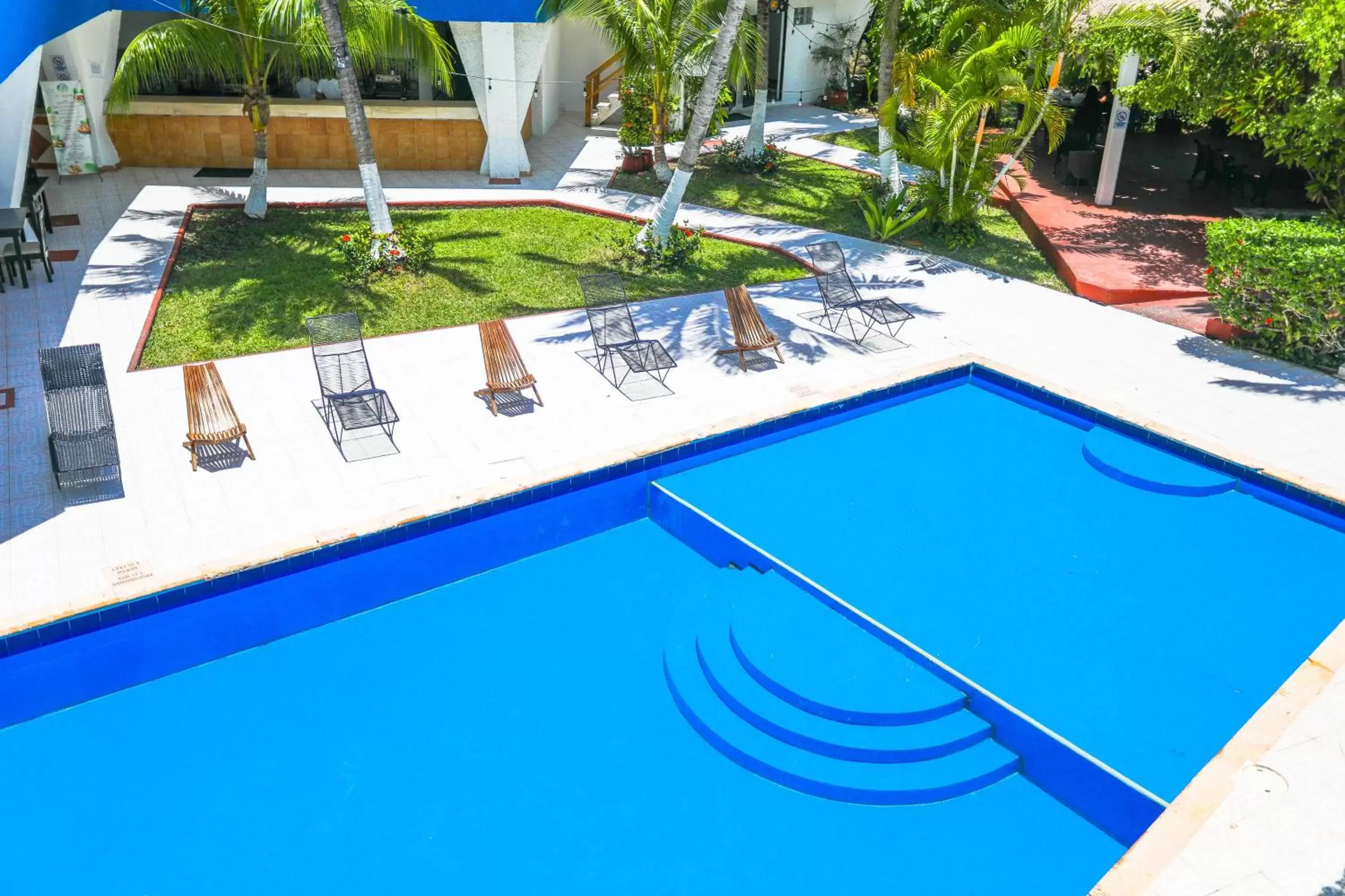 Garden, Pool View in Hotel Caribe Internacional Cancun