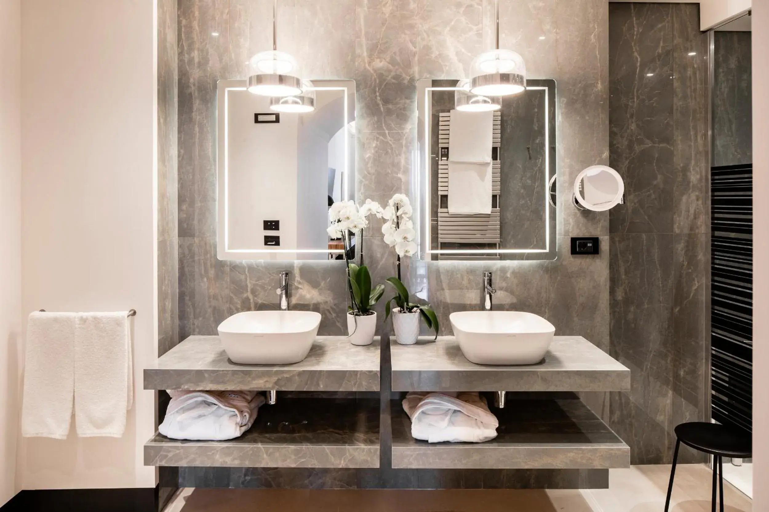 Bathroom in Grand Hotel Angiolieri