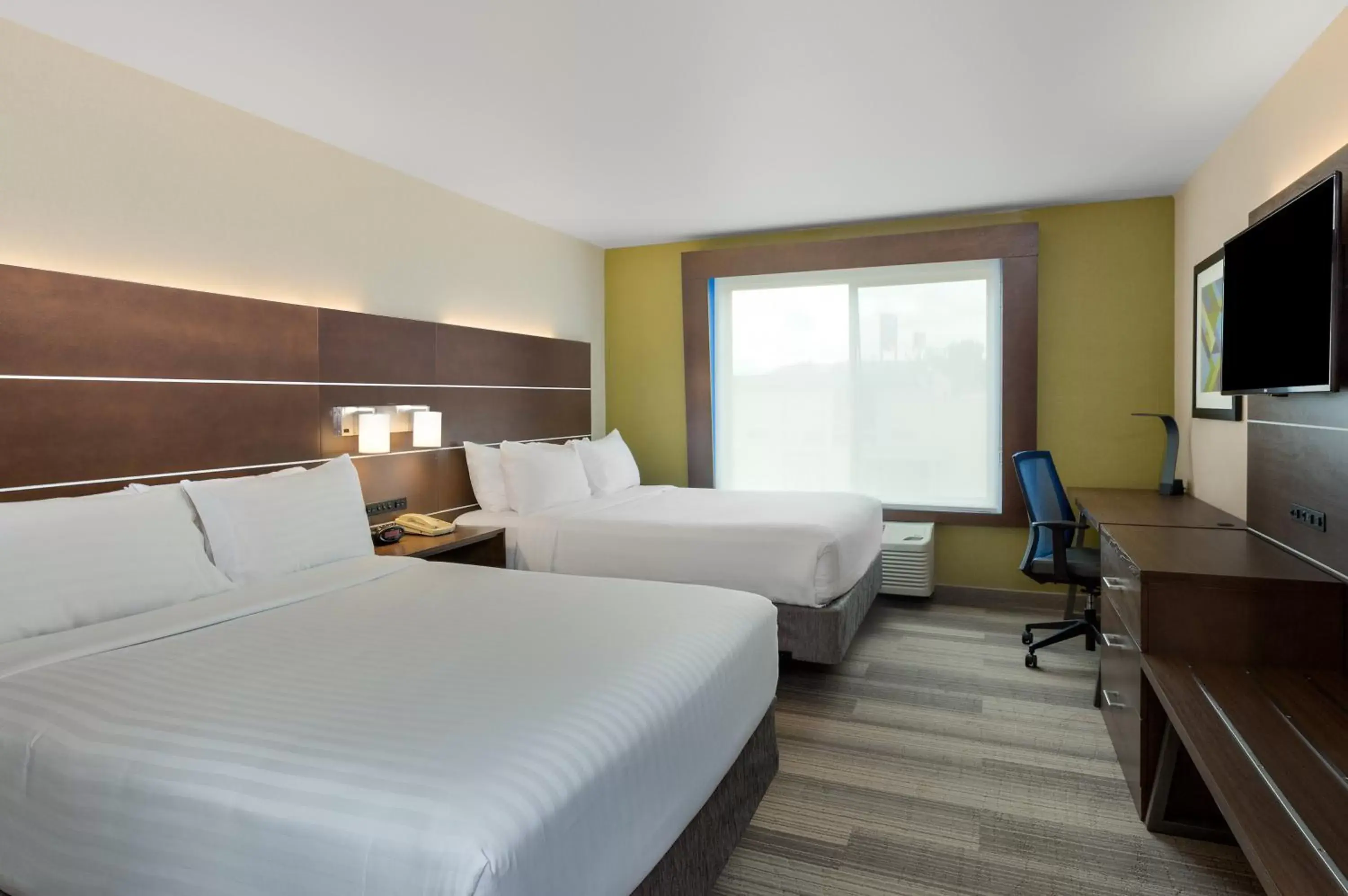 Photo of the whole room, Bed in Holiday Inn Express Ellensburg, an IHG Hotel