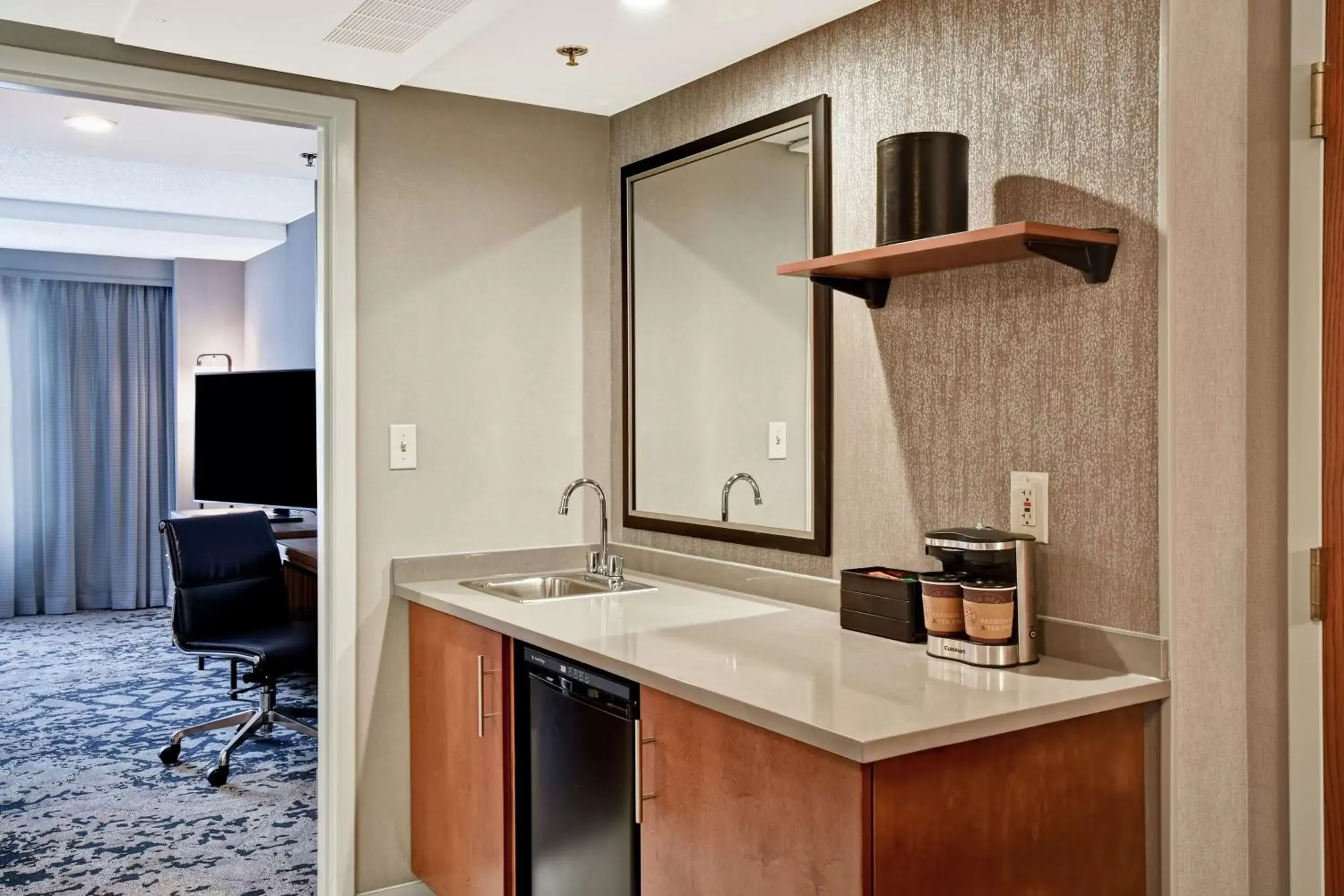 One-Bedroom King Suite - Hearing Accessible in Embassy Suites by Hilton Omaha Downtown Old Market