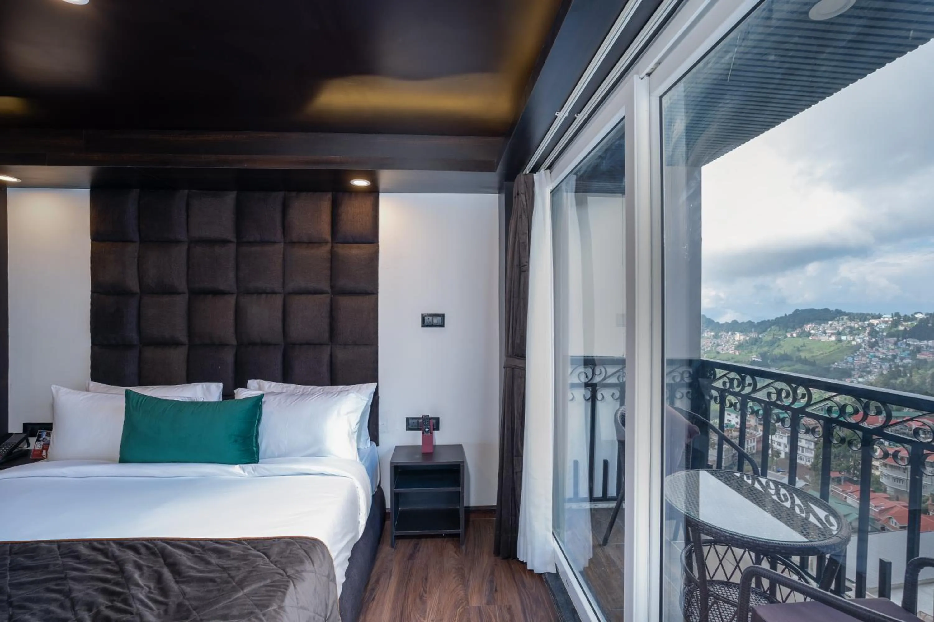 Bed in The West Gate Posada By Summit