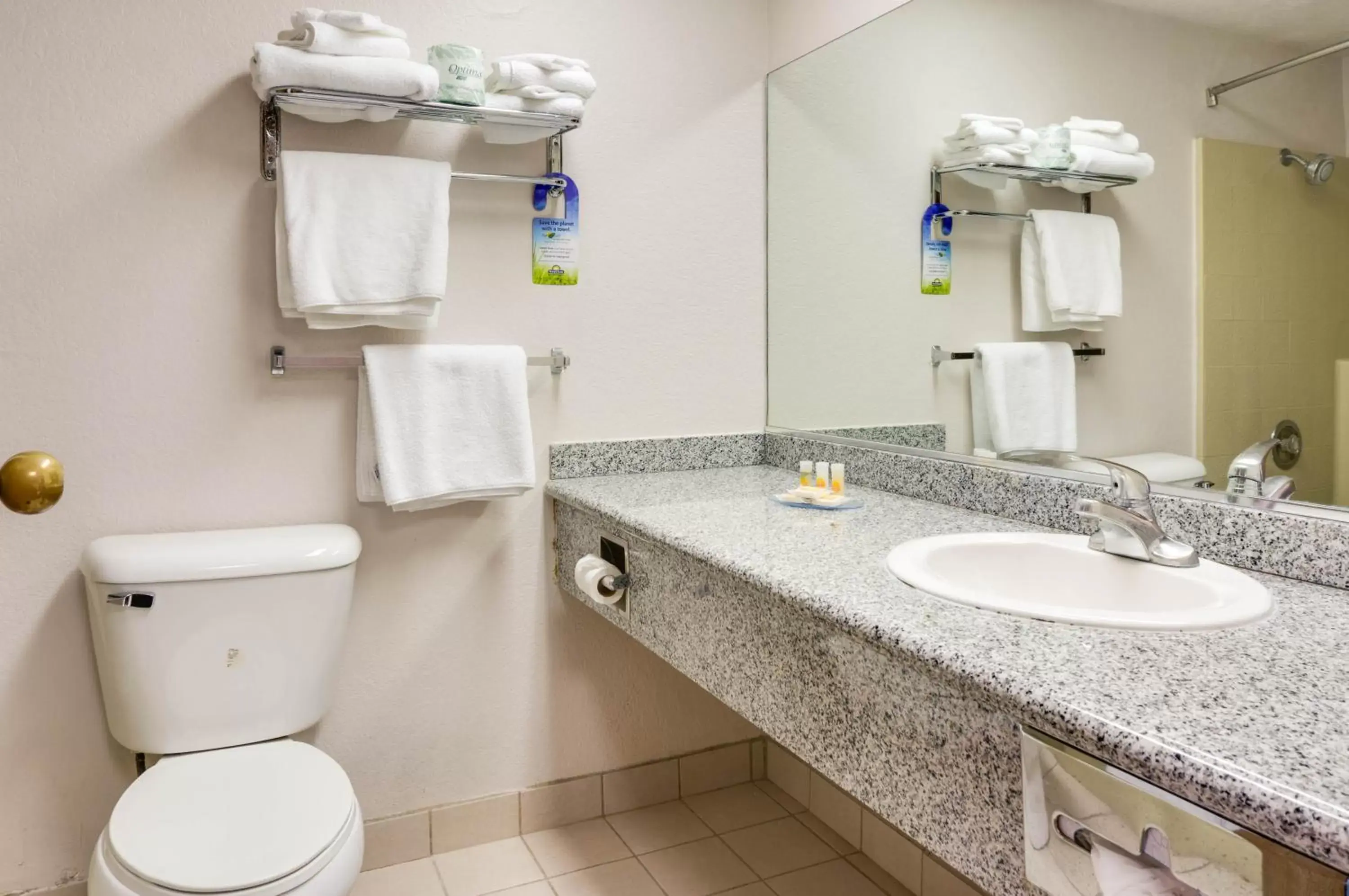 Toilet, Bathroom in Days Inn & Suites by Wyndham Fullerton