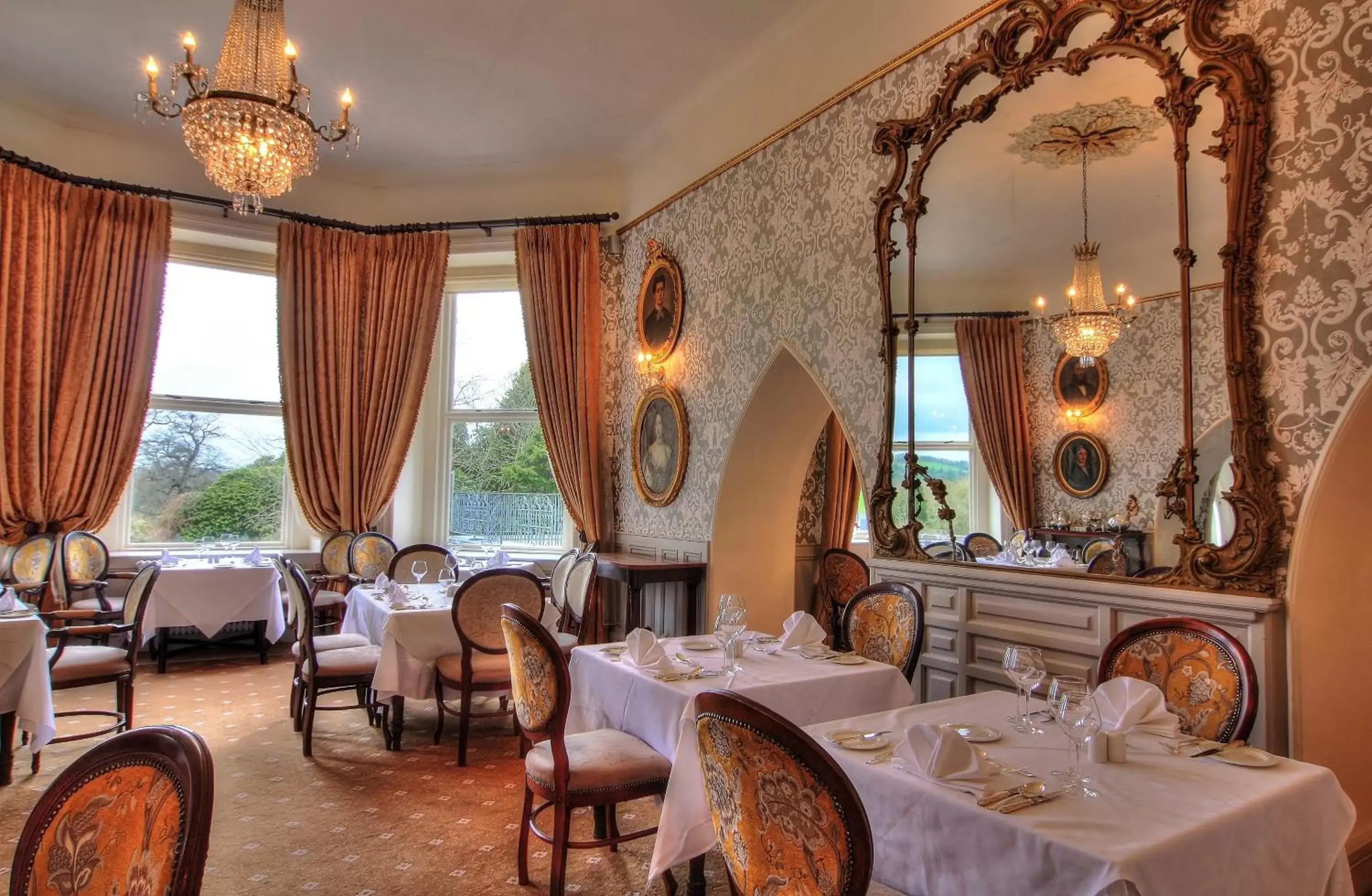 Restaurant/Places to Eat in Cabra Castle Hotel