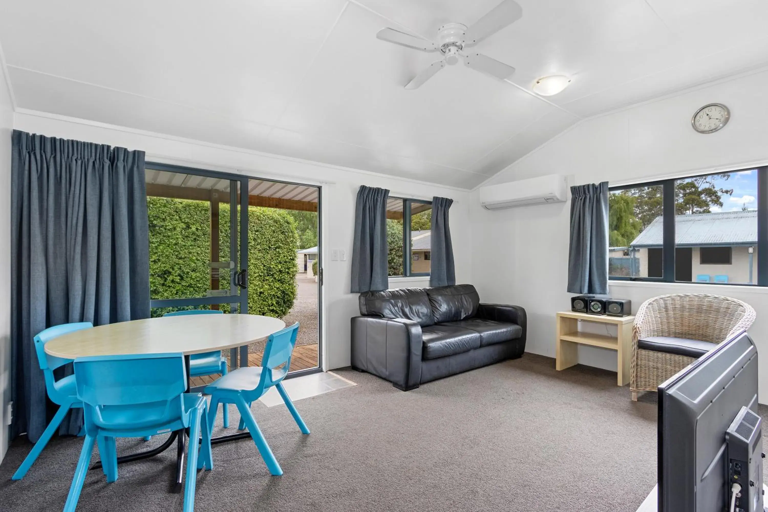 Living room, Seating Area in North South Holiday Park