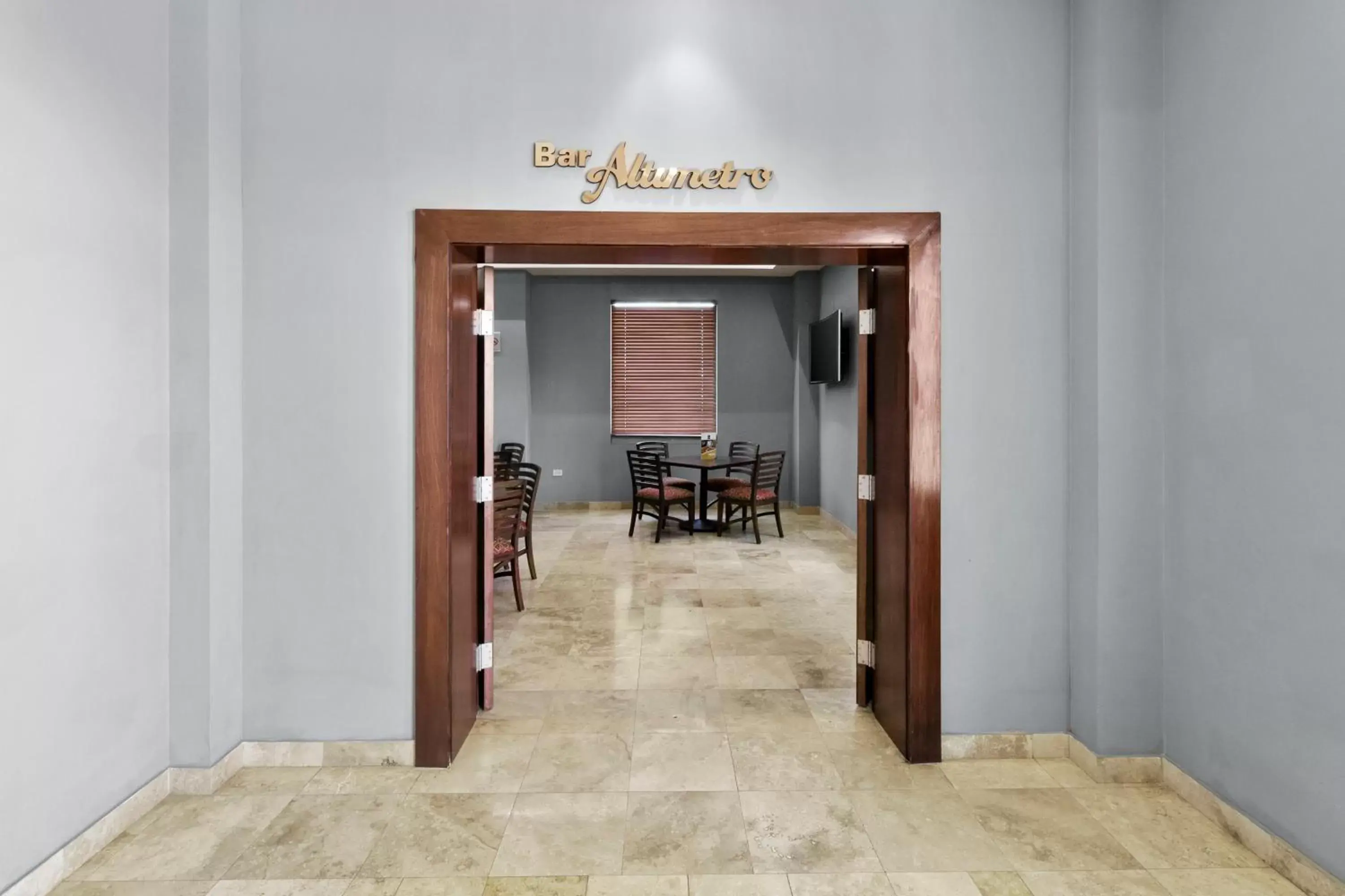 Lounge or bar in Hotel Aeropuerto Los Cabos Lounge or bar in Hotel Aeropuerto Los Cabos